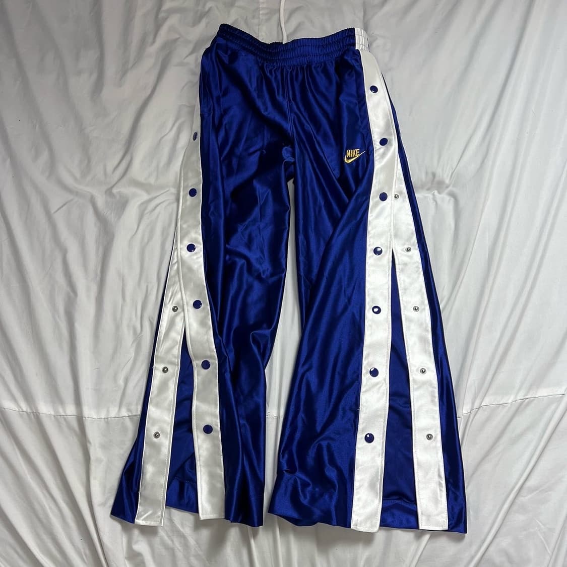 새상품 나이키 스냅 벨벳 트레이닝팬츠 상품이미지6