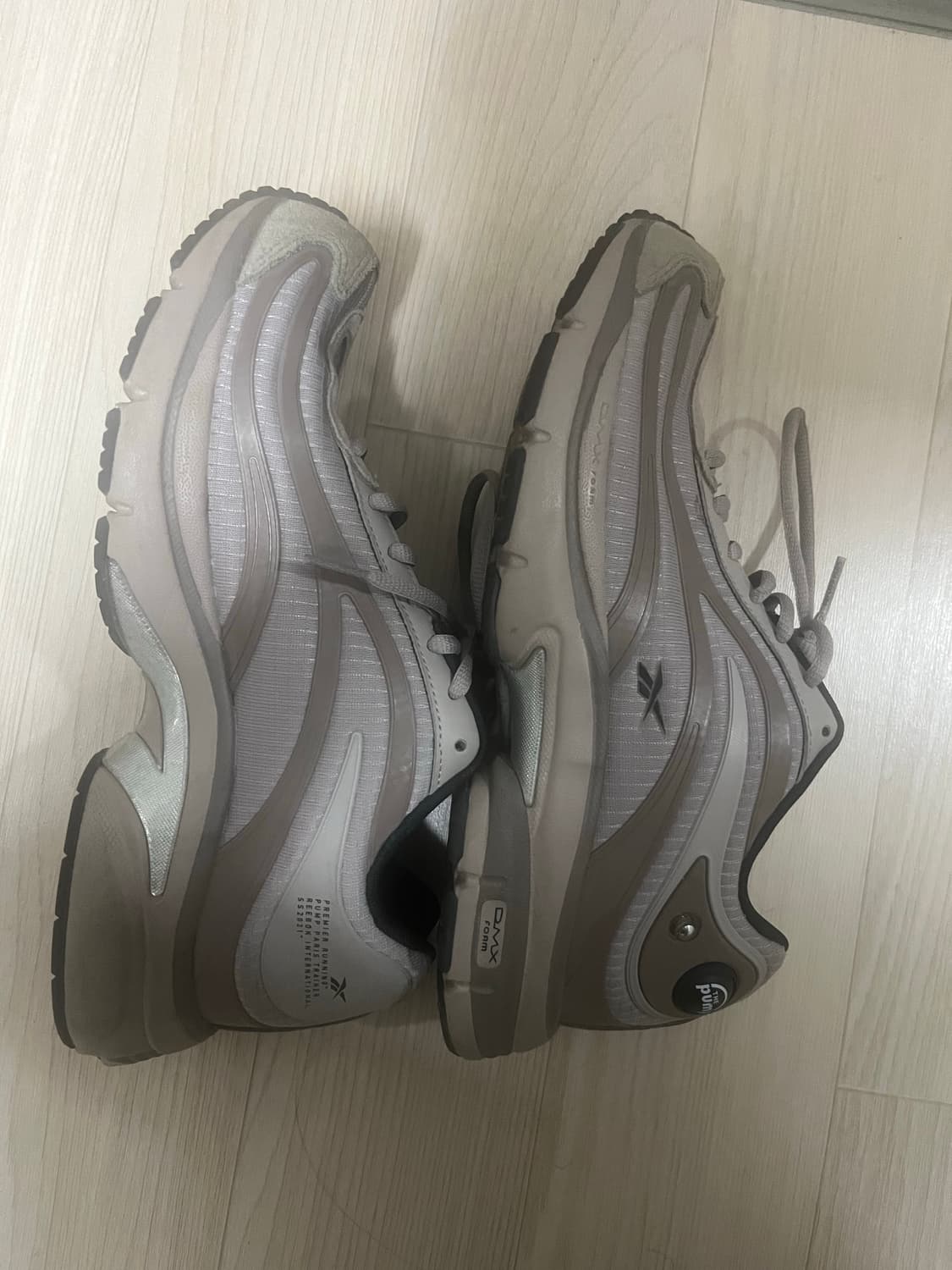 리복 펌프 패리스 260 상품이미지9