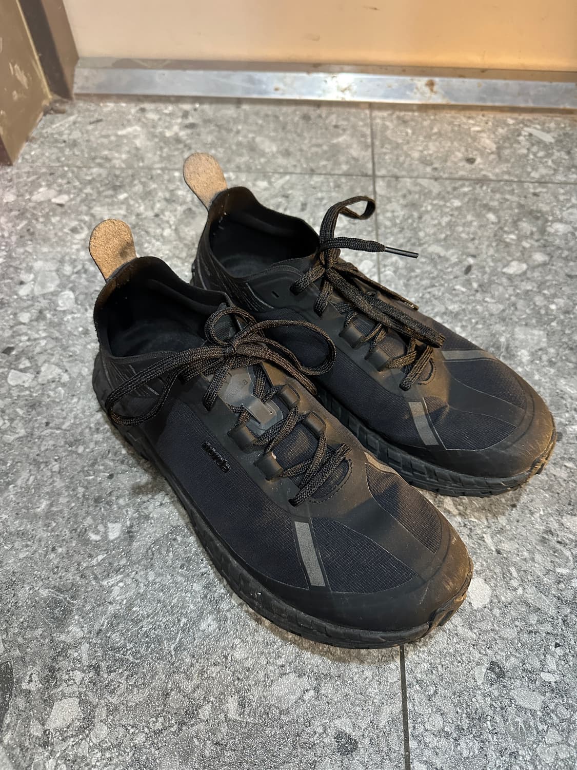 노다 Norda 001 스텔스 블랙 US10 (280) 상품이미지1