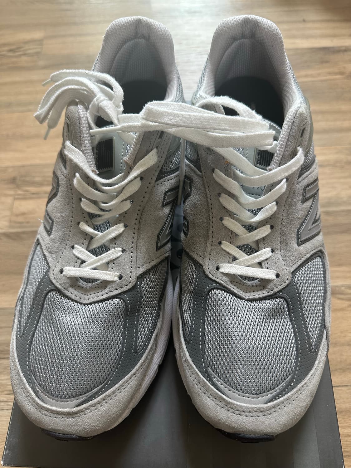 뉴발란스 990v5 285 상품이미지1