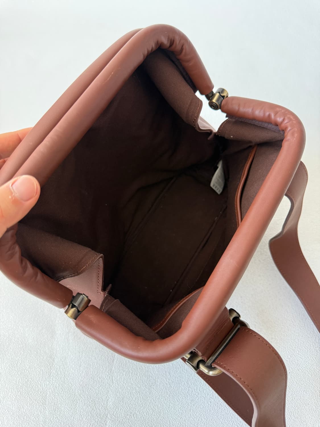 오소이(OSOI) 브로트백 상품이미지9