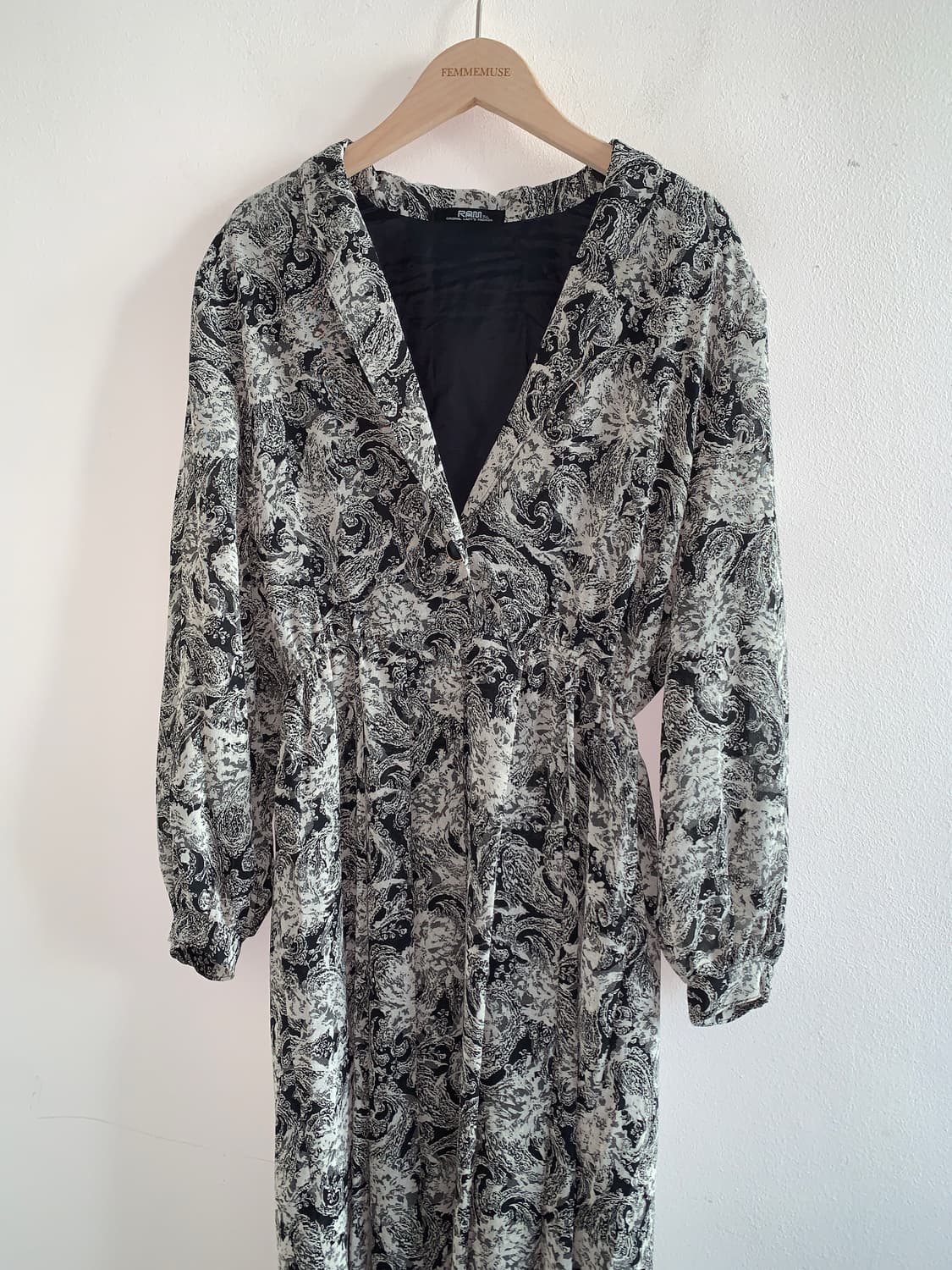 Oriental v collar dress 상품이미지2