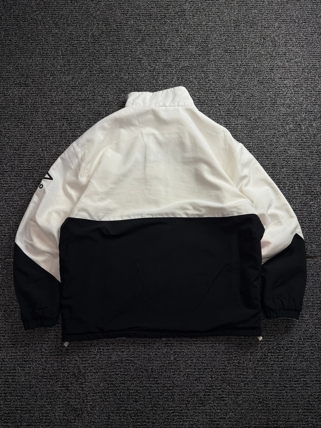 엄브로 리버시블 빅로고 플리스 우븐 자켓 1739 상품이미지6