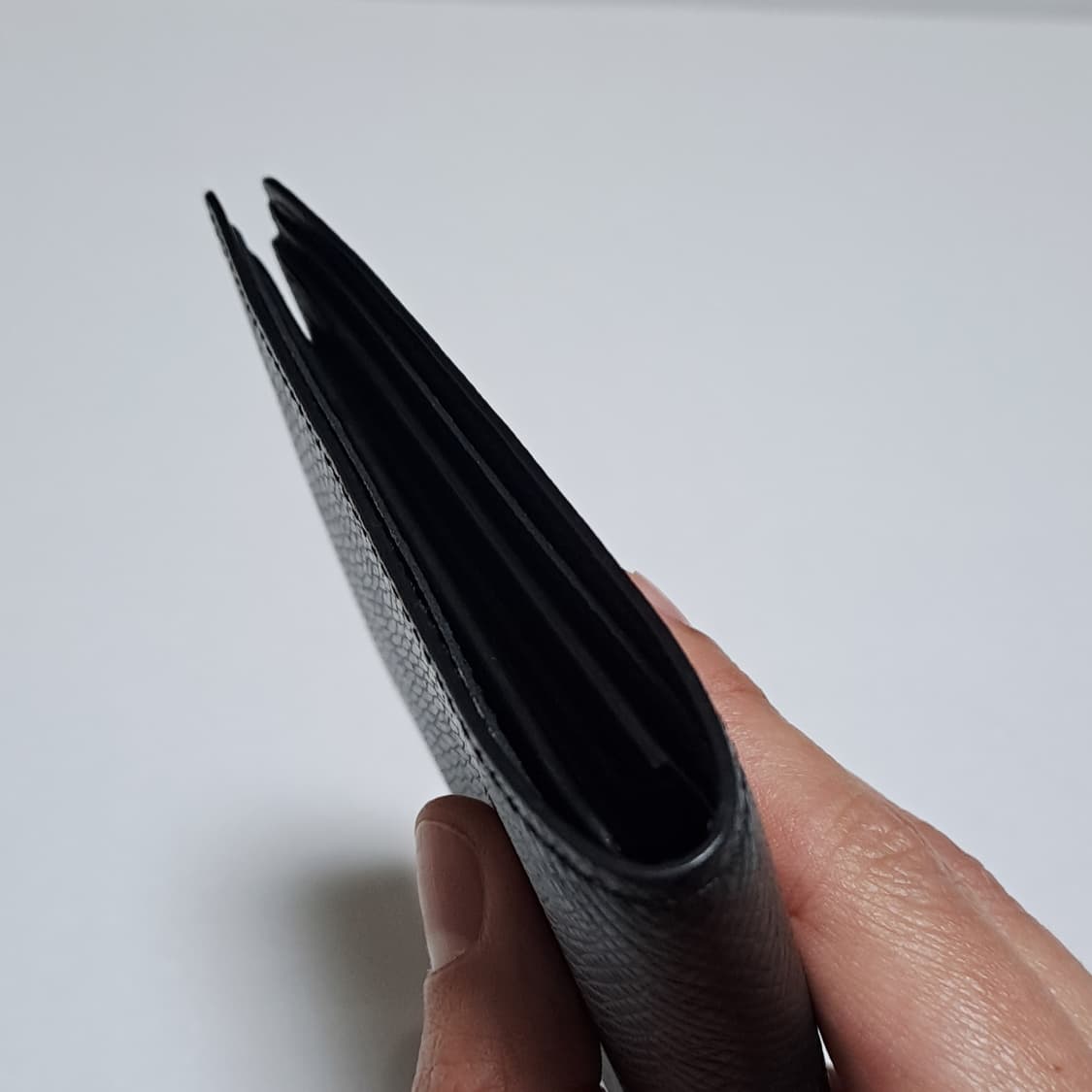 [100%/정품] 루이비통 멀티플 타이가 블랙 반지갑, 루이비통지갑 상품이미지7