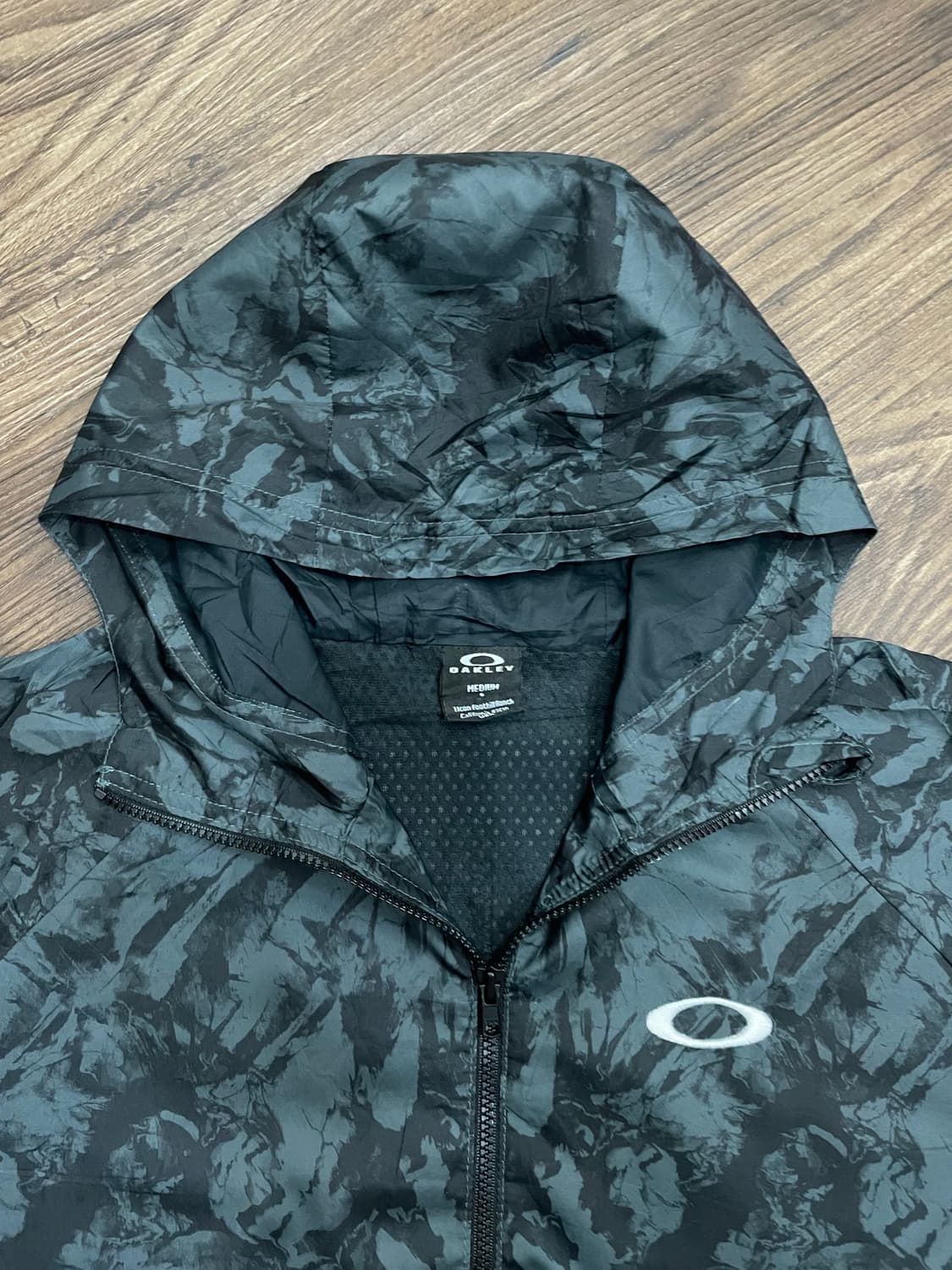 오클리 OAKLEY 고프코어 패턴 바람막이 상품이미지2
