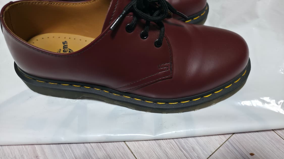 닥터마틴 1461 3홀 레드체리 팝니다. 상품이미지6