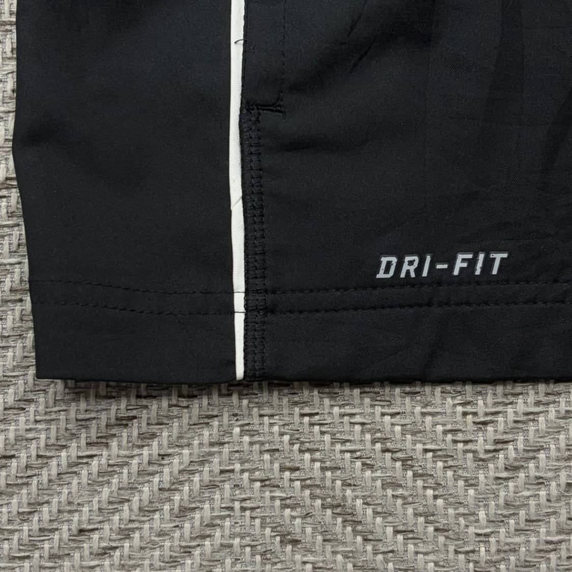 나이키 드라이핏 바람막이 v2154 상품이미지8