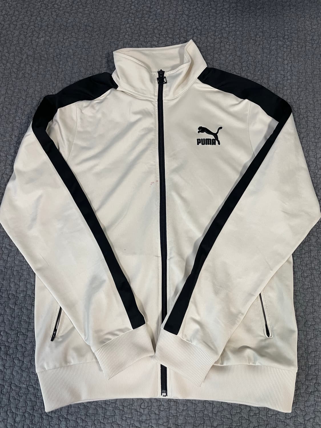 퓨마 아이보리색 져지 상품이미지1