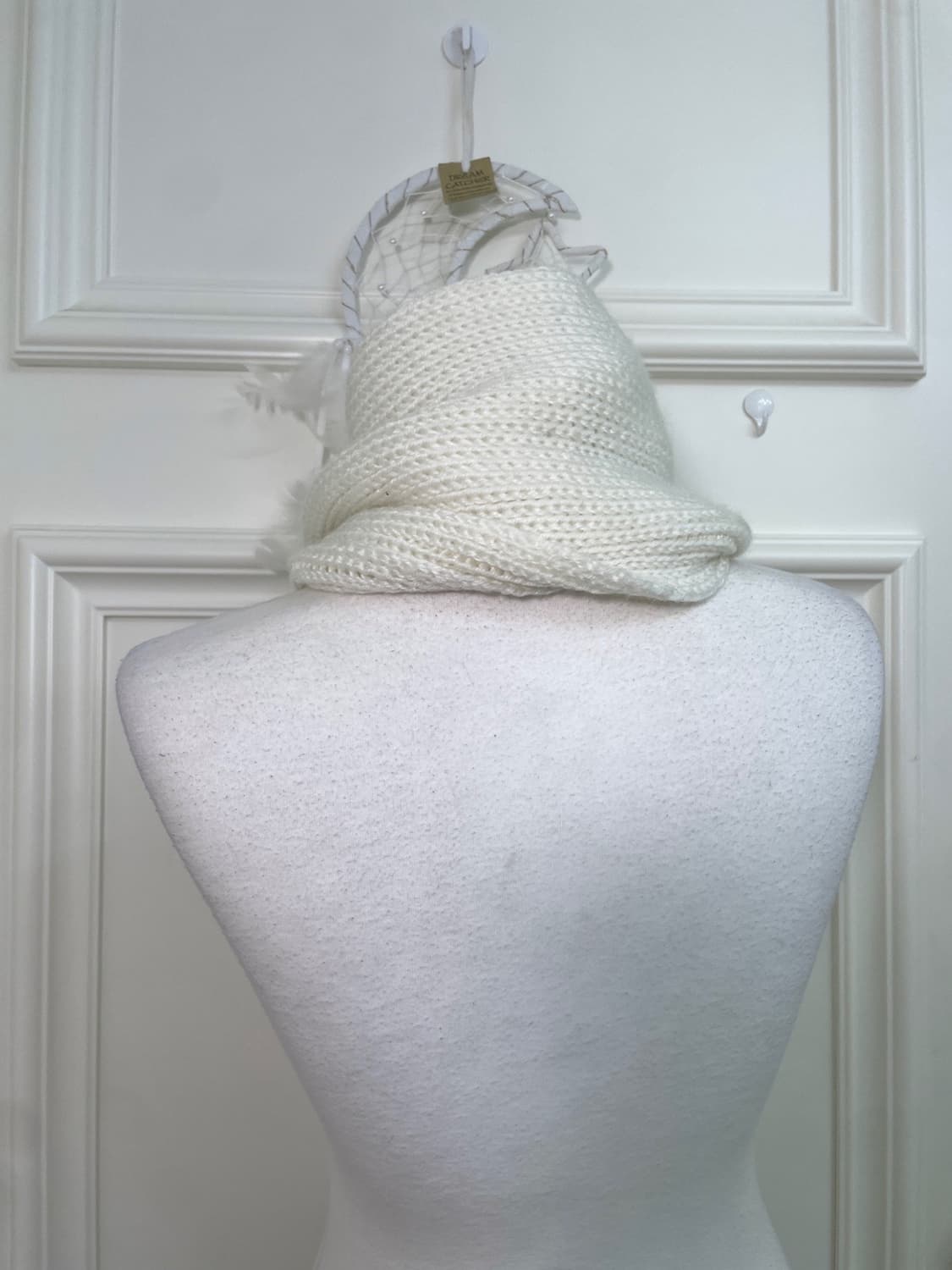 ivory crochet tessel point muffler 상품이미지3