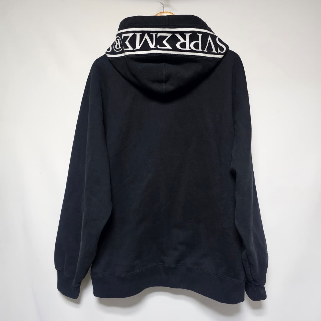 슈프림 로만 후드집업 블랙 XL 상품이미지5