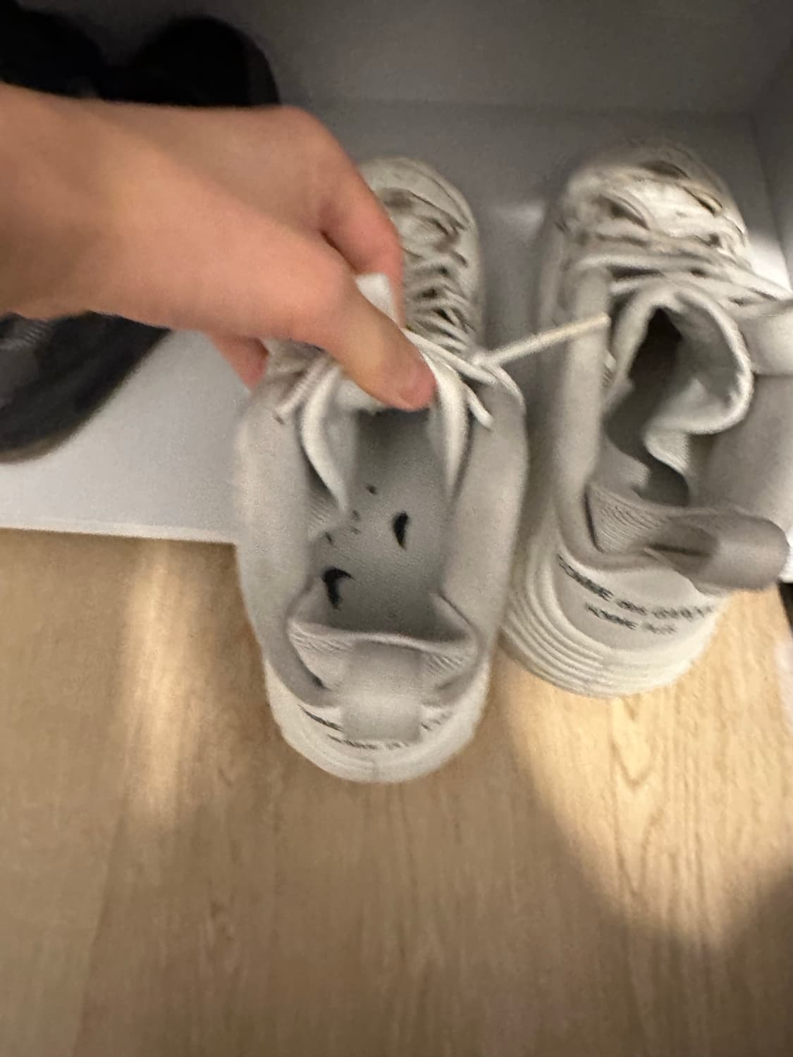 꼼데가르송 에어 폼포짓 265 상품이미지3