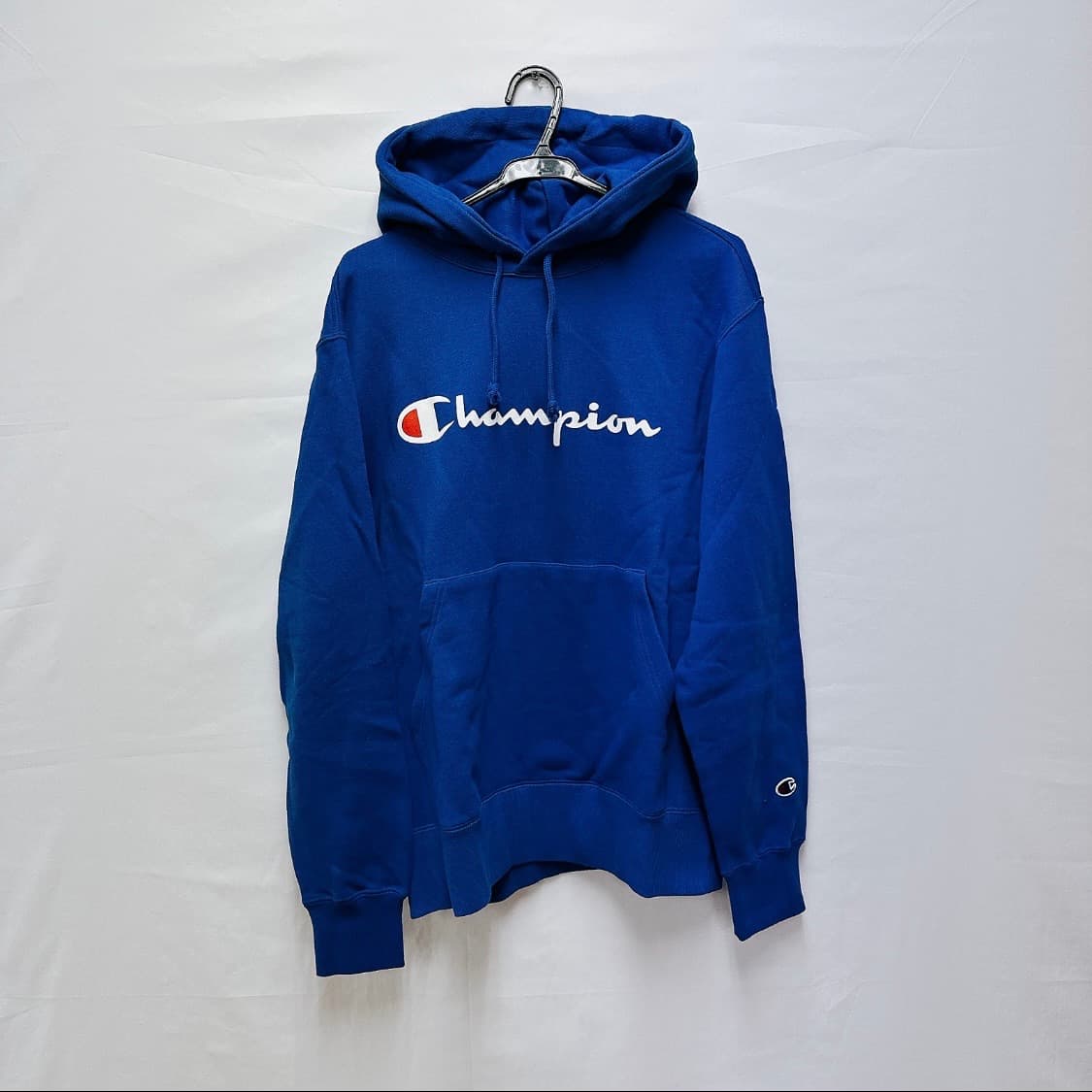 챔피언 남녀공용 블루 로고 풀오버 후드 상품이미지1