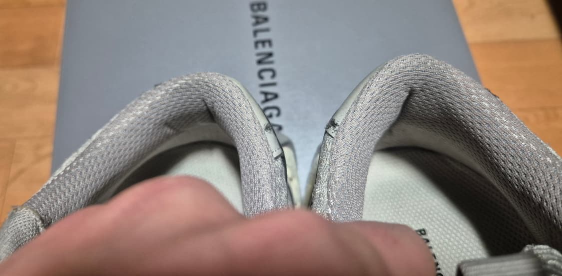 [41]발렌시아가 스테이플러 에그쉘 상품이미지4