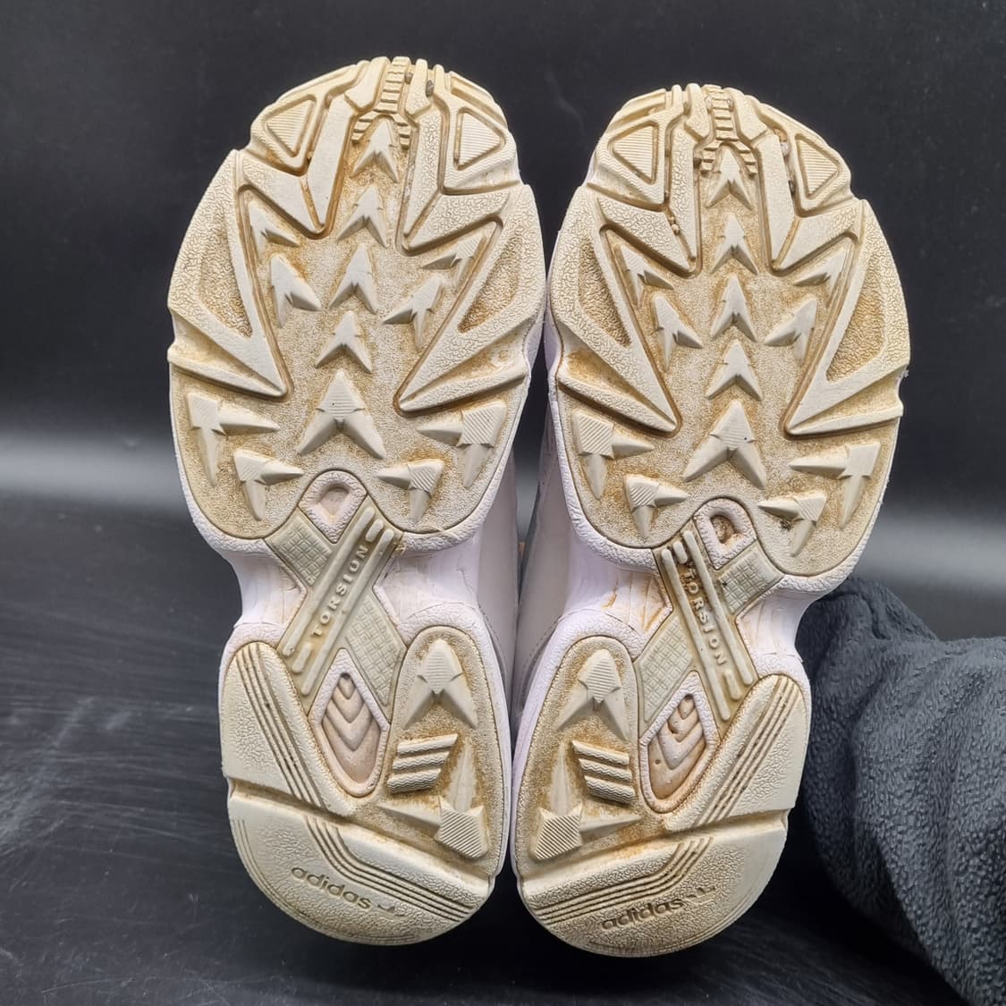 아디다스 팔콘 여성운동화240 상품이미지3