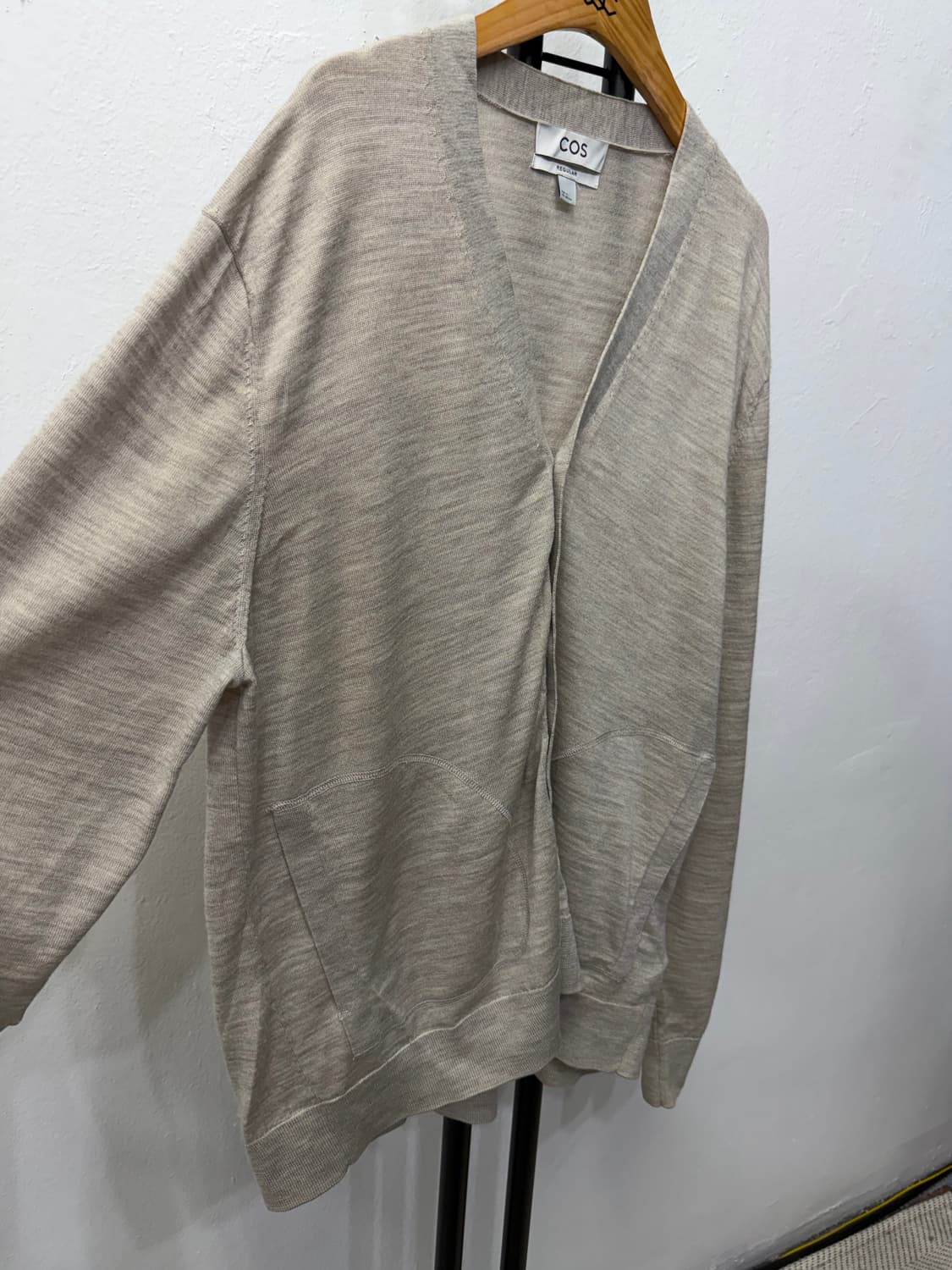 정품) COS 코스 남성 레귤러핏 베이지색 가디건 XL 상품이미지2
