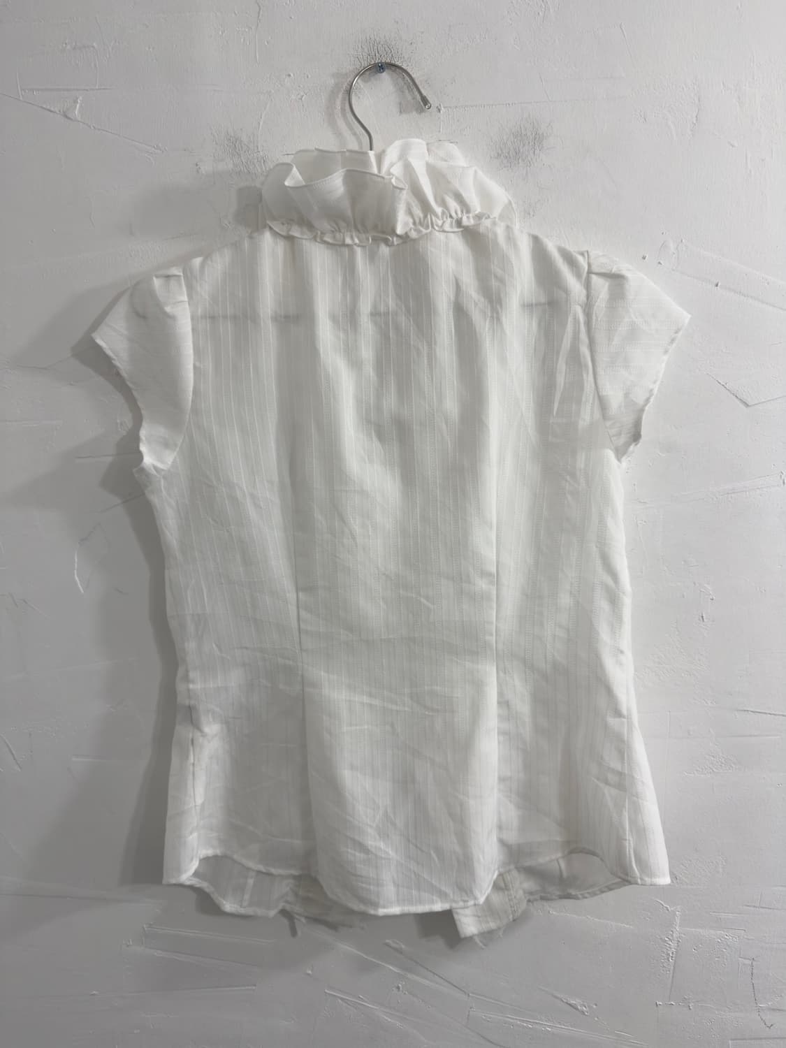 cosa de ver white ruffle shirt 상품이미지2