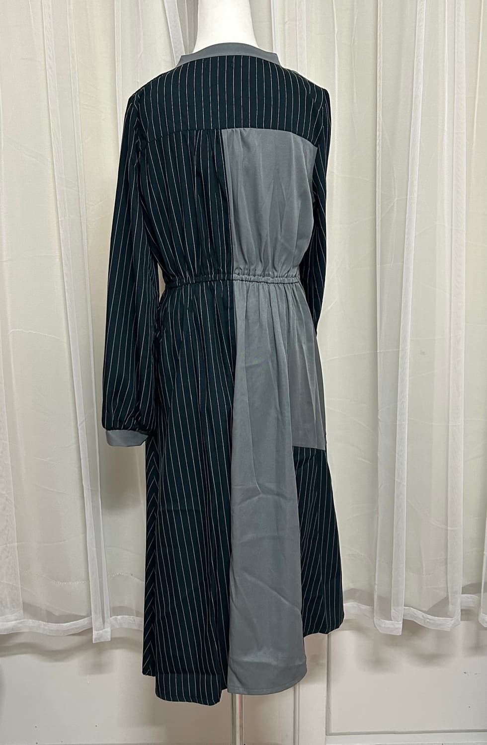 엑시즈팜 오즈온맛 고딕 자수 원피스 상품이미지2