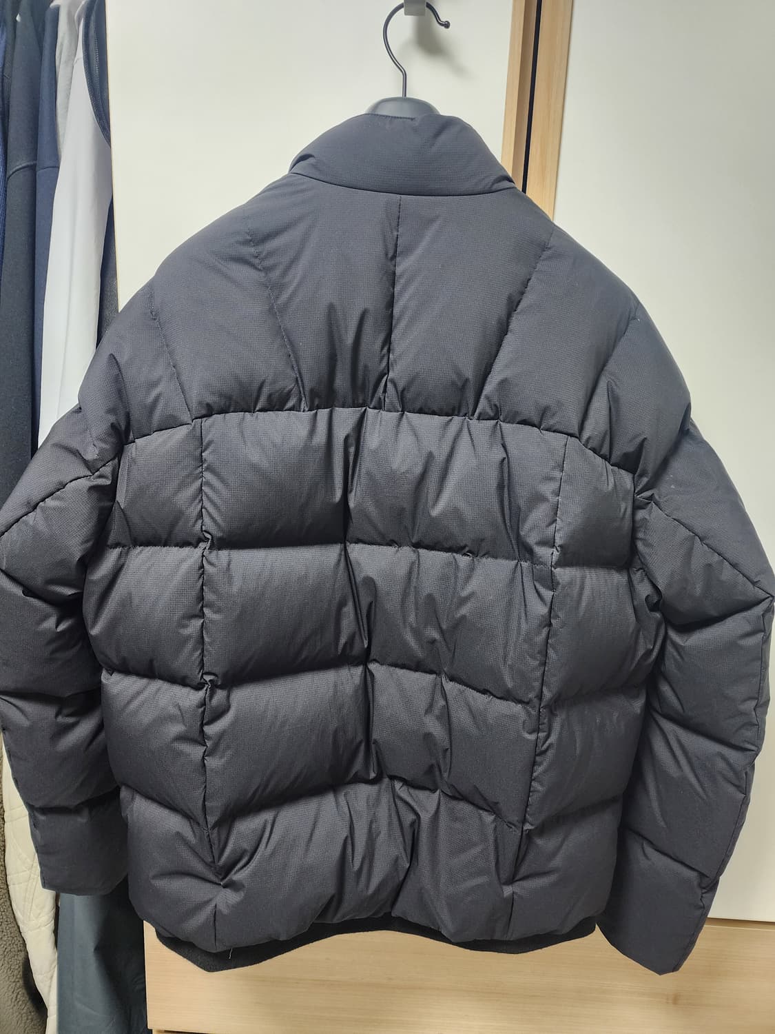 [L]질스튜어트뉴욕 매그넘구스 패딩 상품이미지5