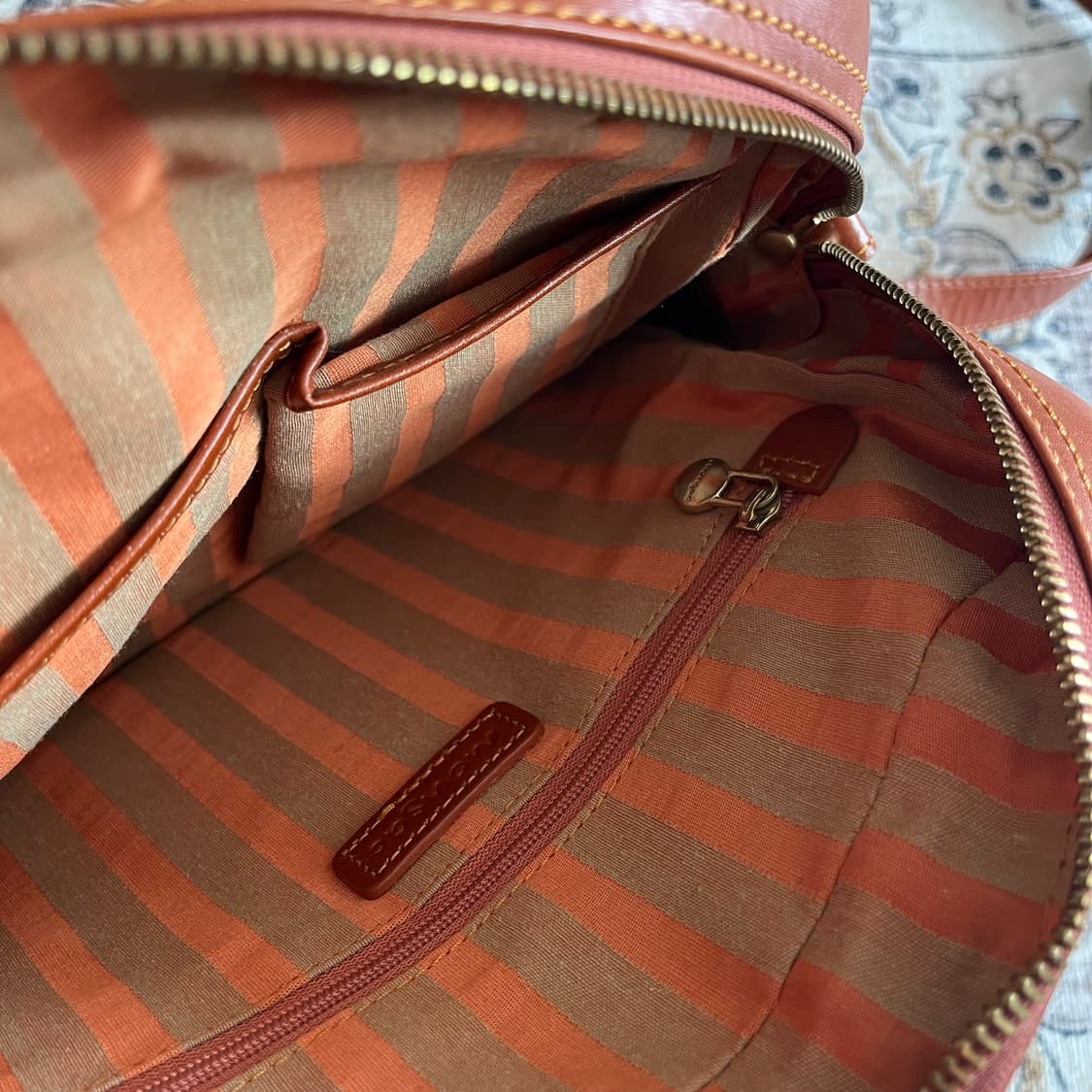 몽삭 레더백 상품이미지5