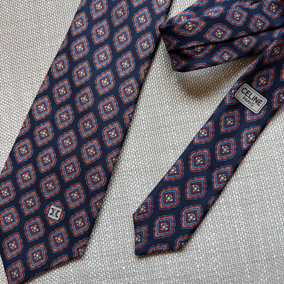 [정품] 셀린느(CELINE) 빈티지 마카담 메달리온 실크 넥타이 상품이미지1