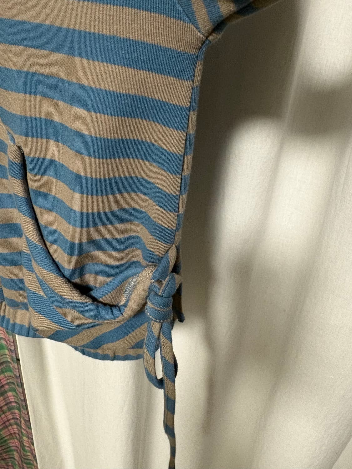 썸플레이스 후드짚업 상품이미지3