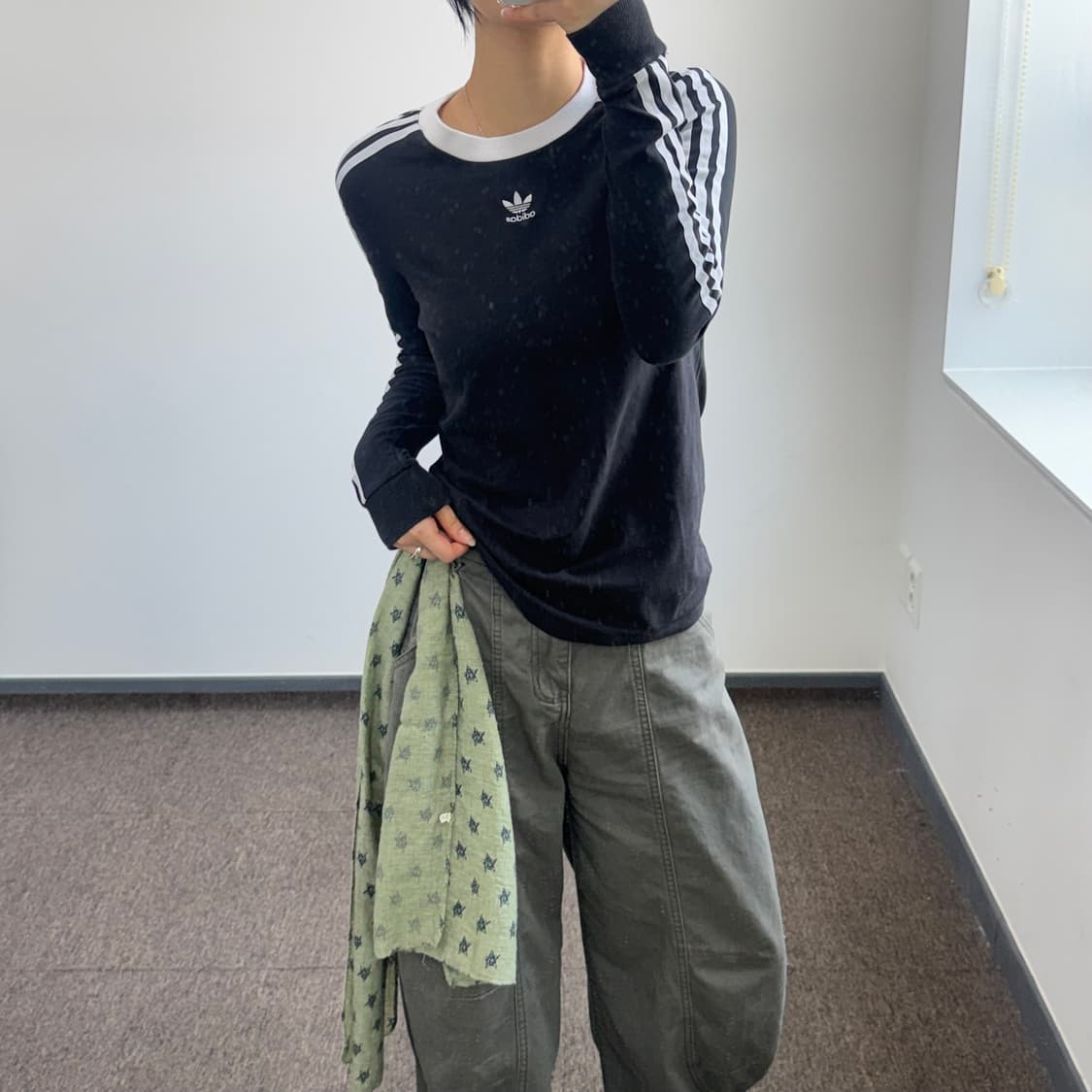 Adidas 아디다스 스몰 파이어로고 블랙 트랙탑 롱슬리브 상품이미지1