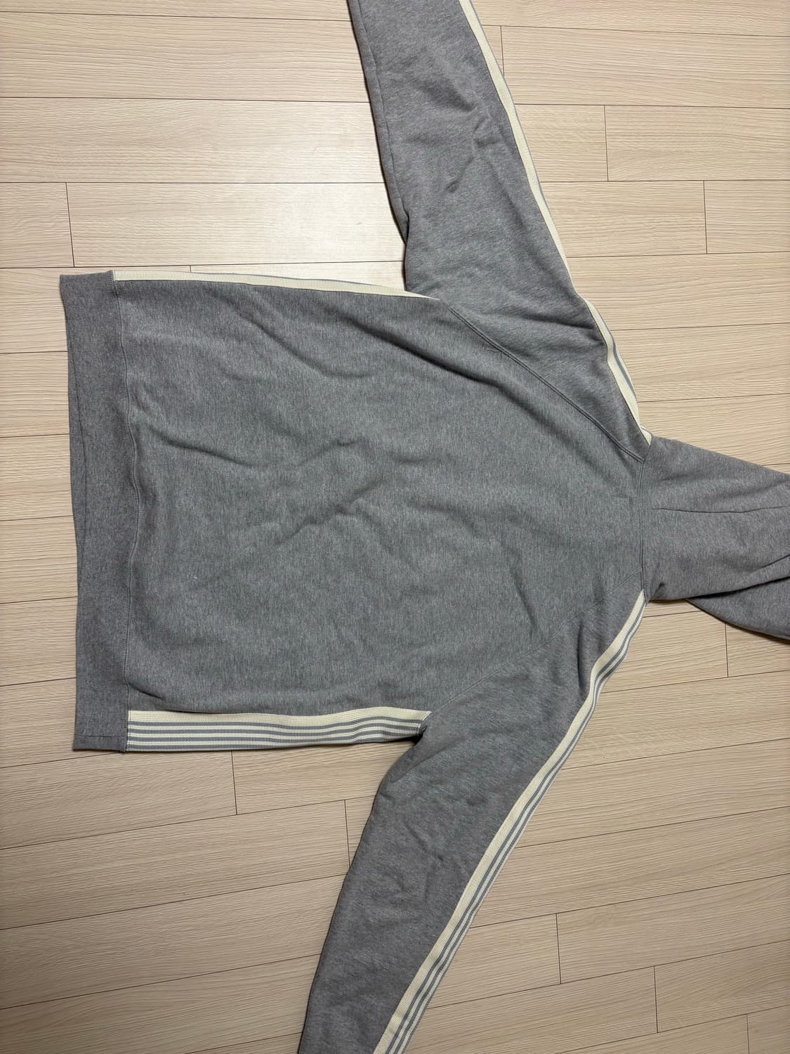 니들스 트랙 후드 상품이미지4