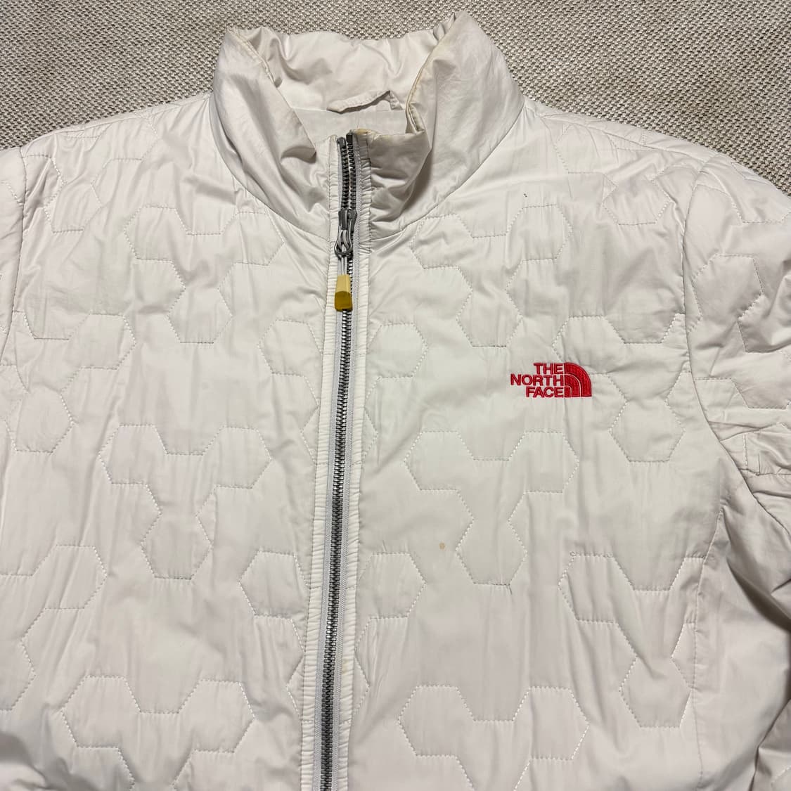 노스페이스 VX엑티브 퀼팅 경량패딩 상품이미지3