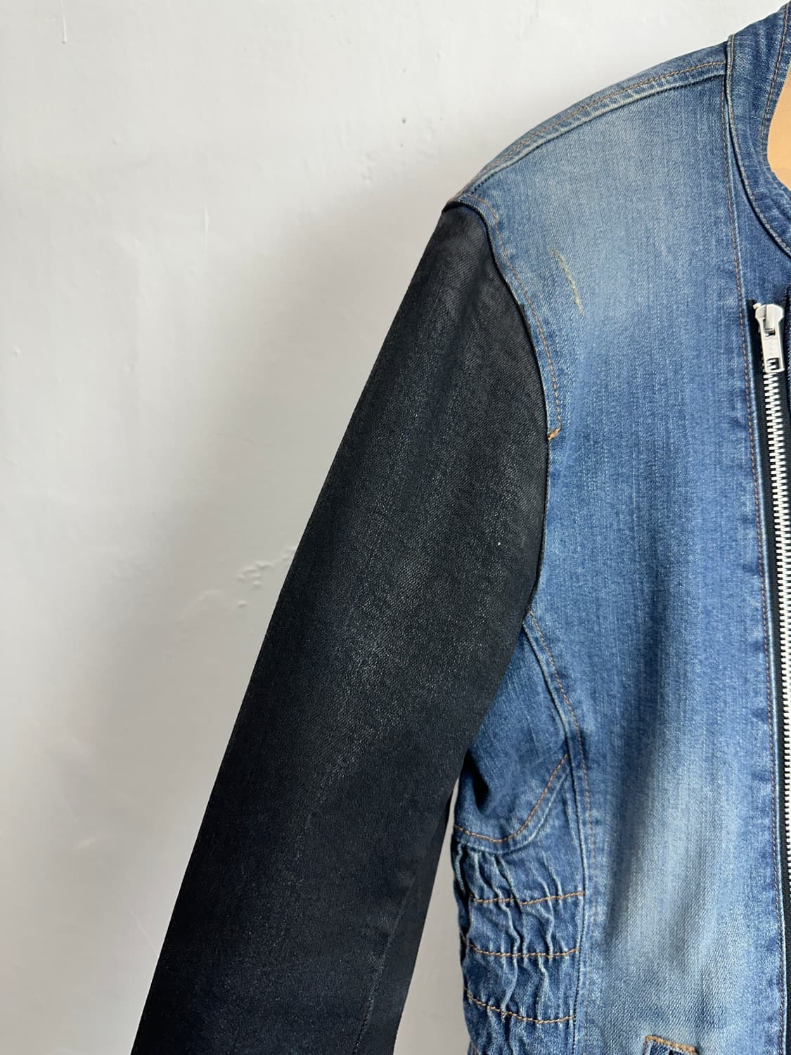 Glamb Waxed Sleeve Denim Rider Jacket 상품이미지9