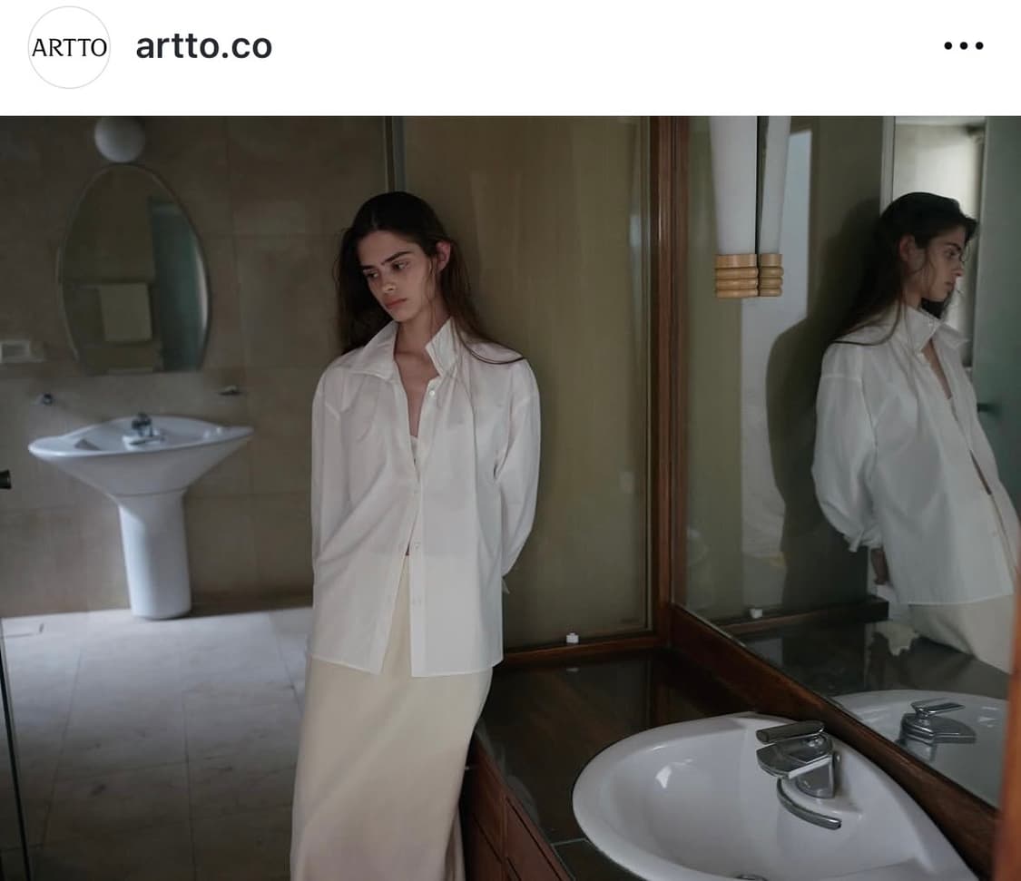 Artto Irene high neck shirts 상품이미지1