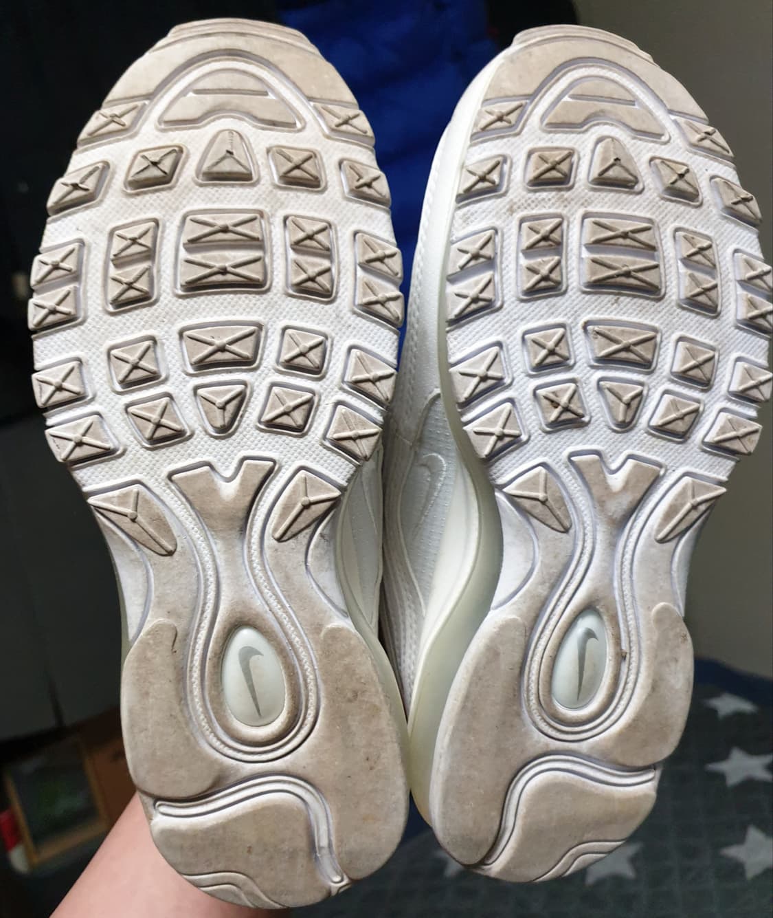 나이키 에어맥스97 화이트 메탈릭실버 스니커즈 (225) 상품이미지5