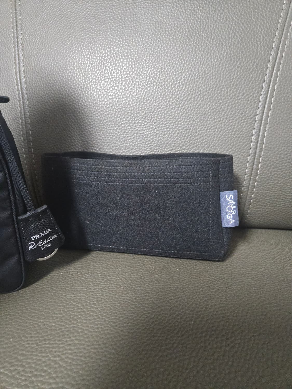 프라다 리에디션 2005 리나일론 호보백 상품이미지6