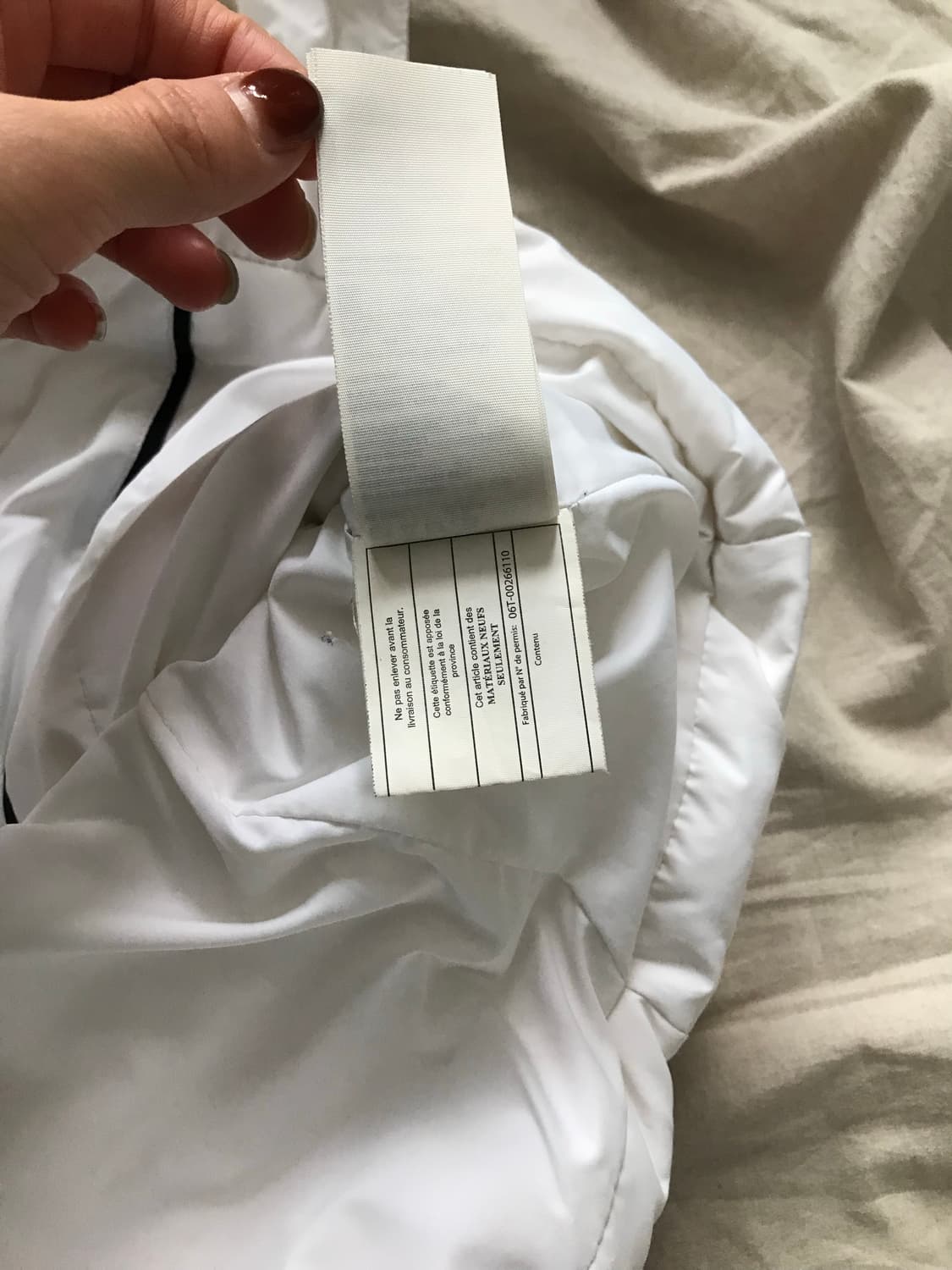 아베크롬비 패치 로고 화이트 후드 패딩 조끼  상품이미지9