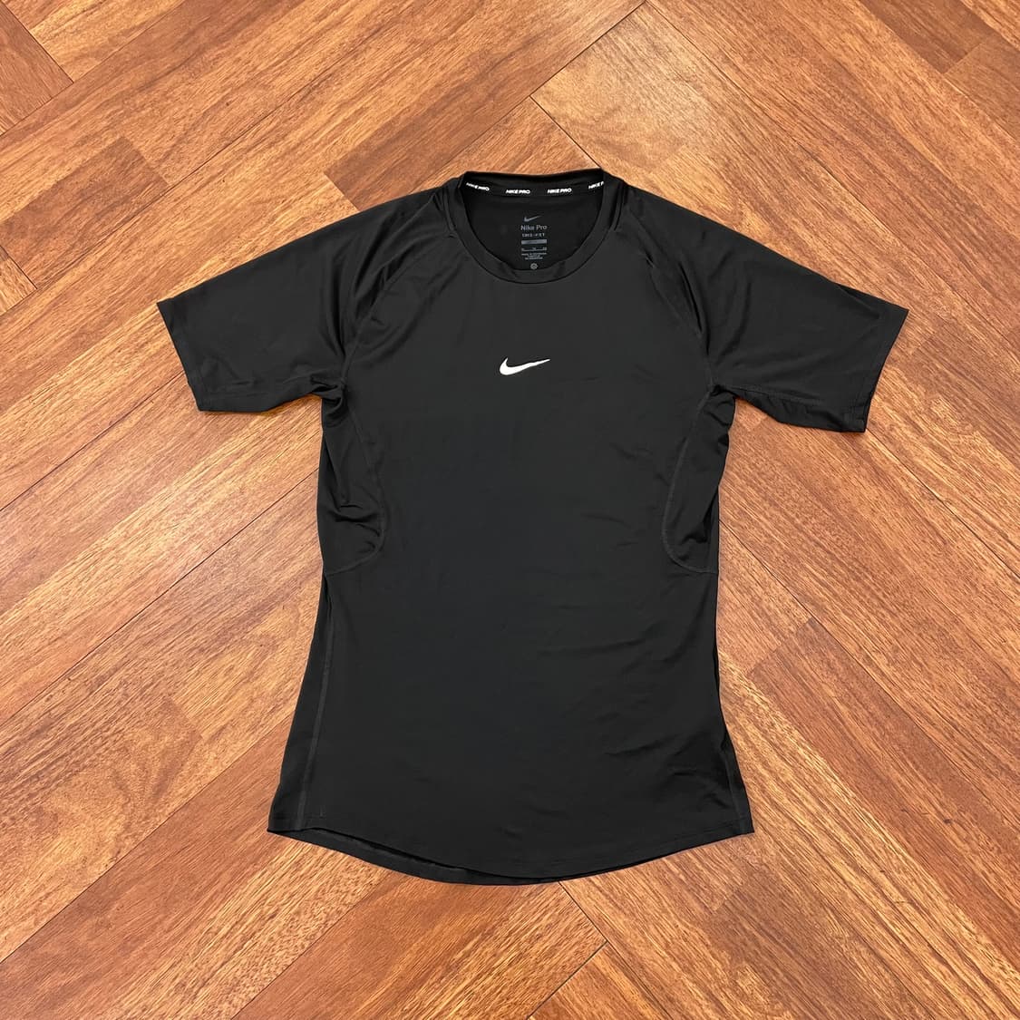 나이키 프로 기능성 반팔티 상품이미지2