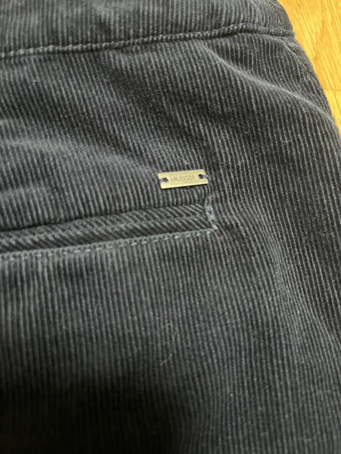 타미 힐피거 네이비 코듀로이 미니스커트 상품이미지3