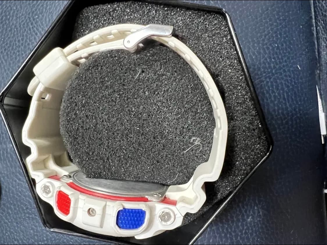 카시오 지샥 G-SHOCK 빅페이스 건담 상품이미지3
