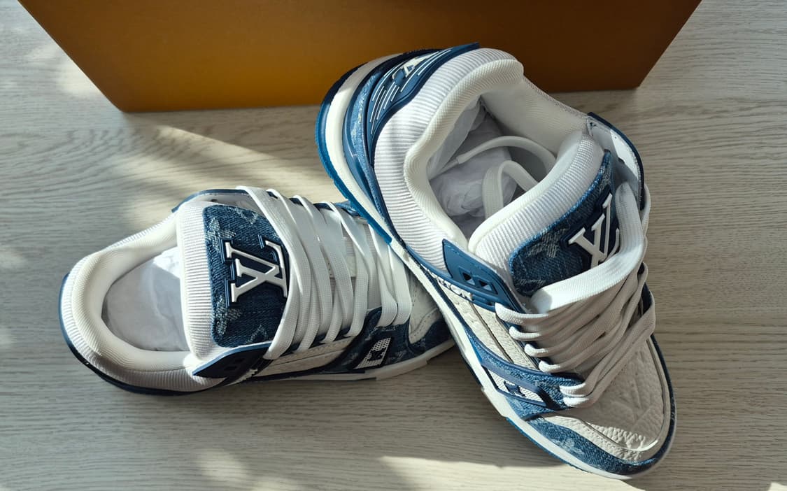 루이뷔통스니커즈 상품이미지4