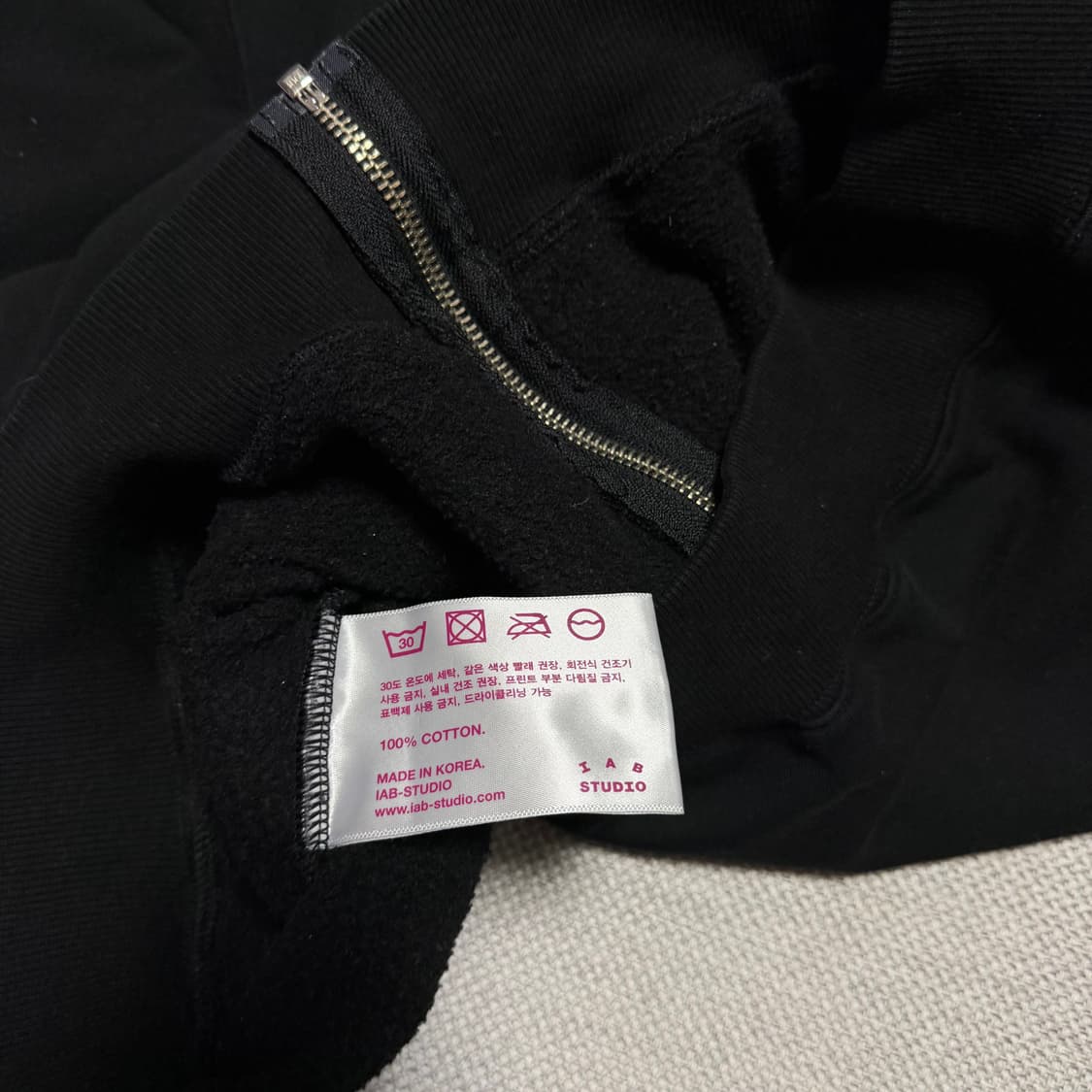 아이앱 IAB 스튜디오 JTBC 스태프 후드집업 상품이미지4