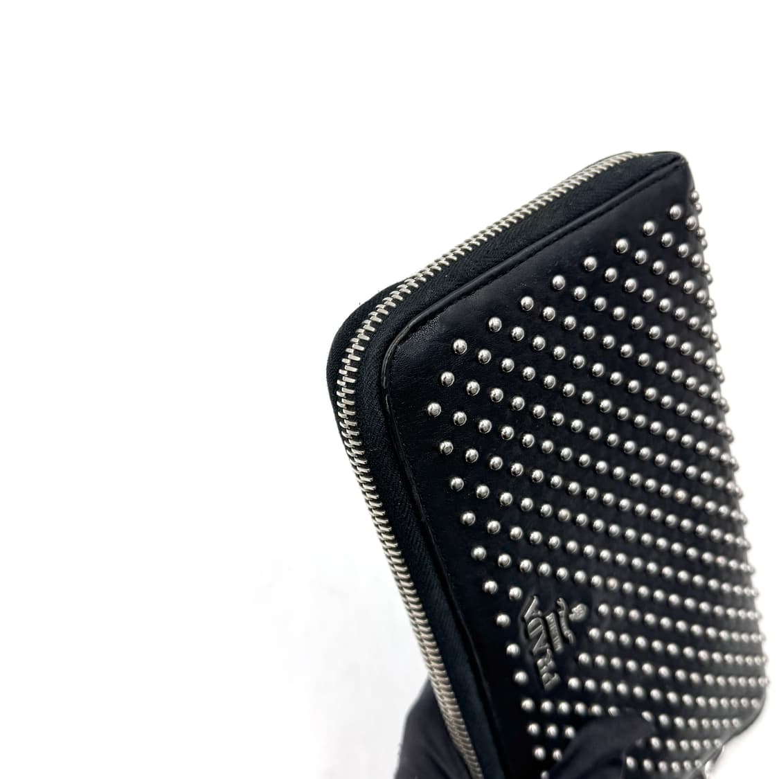 프라다 스터드 장지갑 상품이미지4