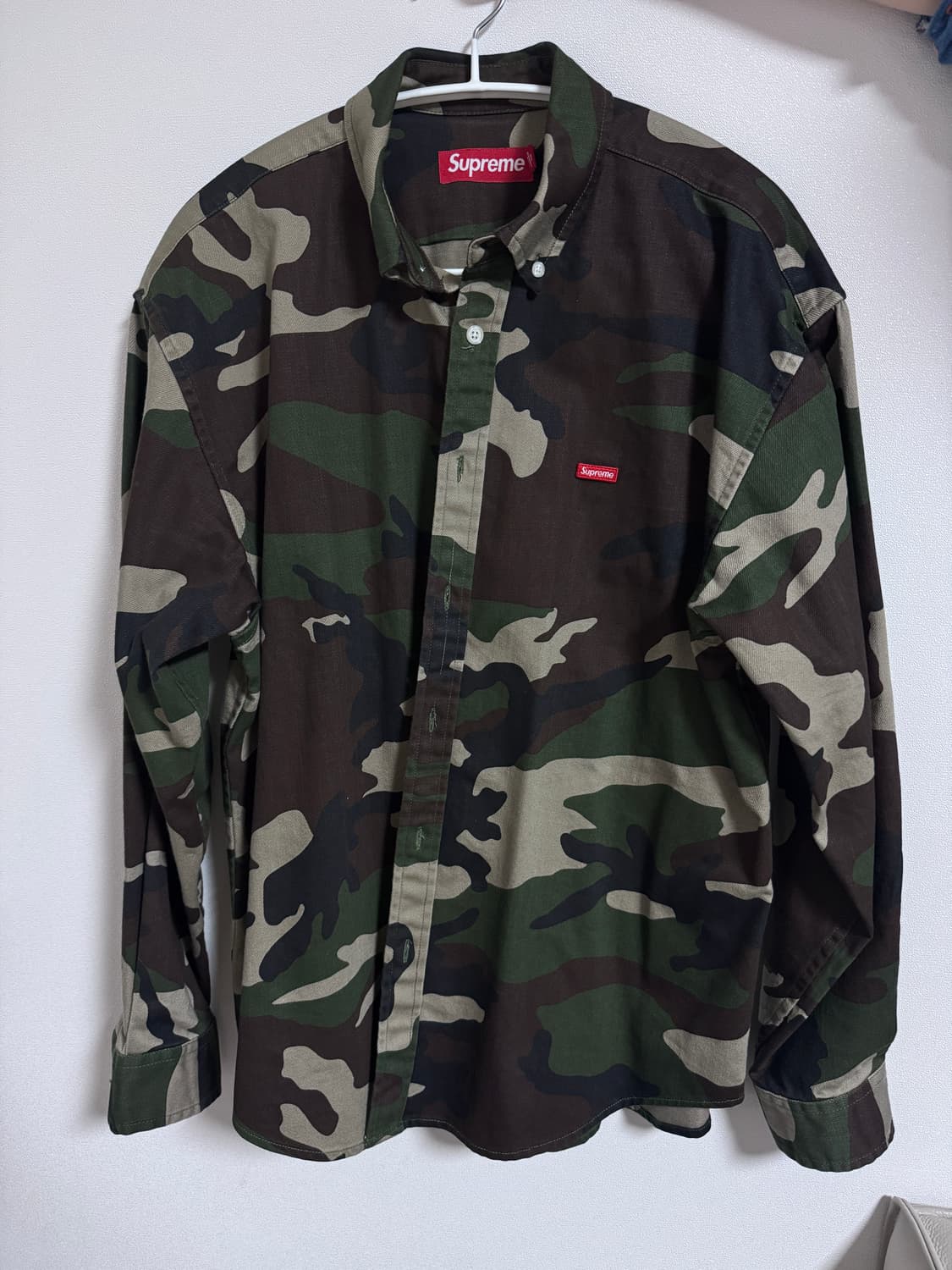 슈프림 스몰 박스 데님 셔츠 우드랜드 카모 상품이미지1