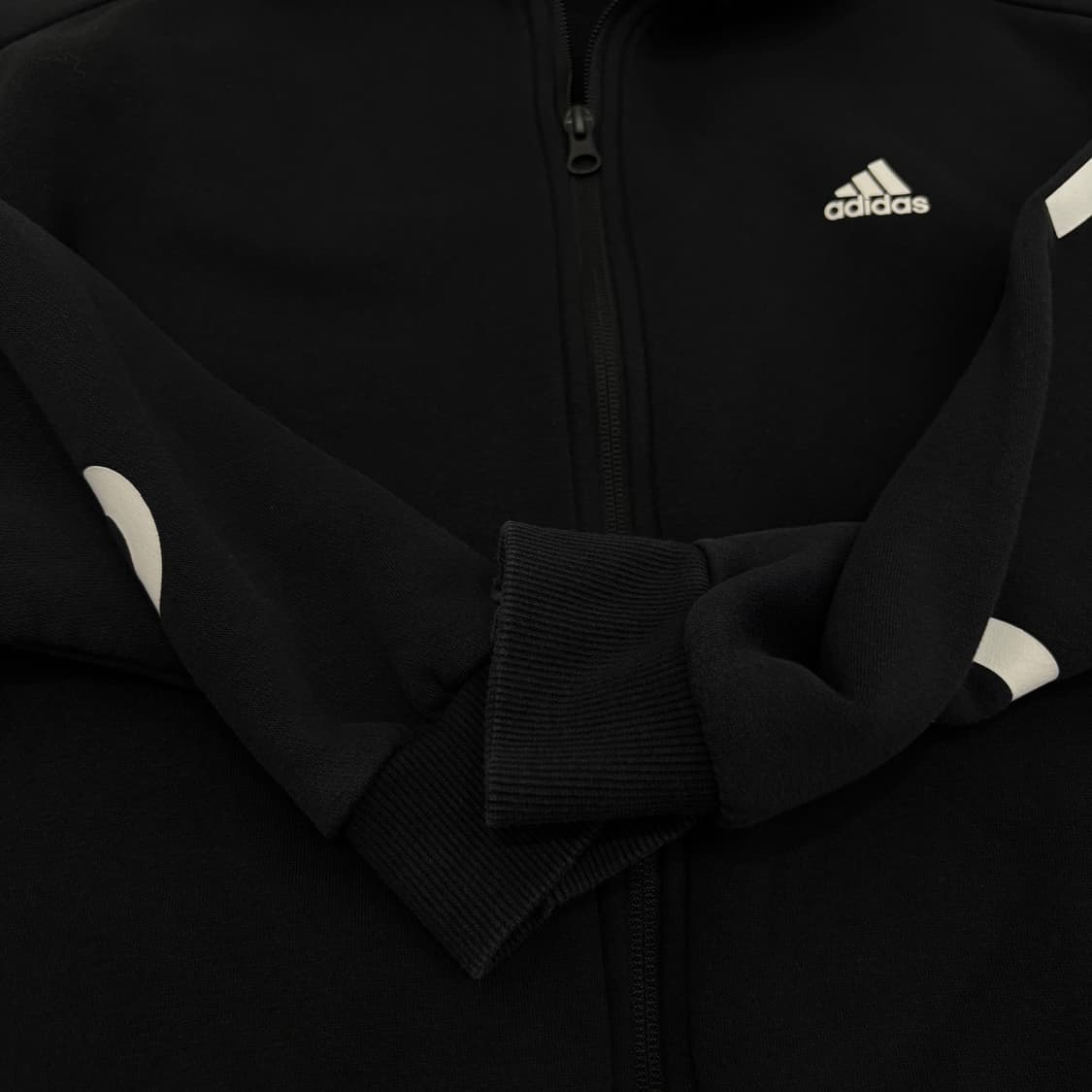adidas 투웨이 지퍼 후드집업 상품이미지5