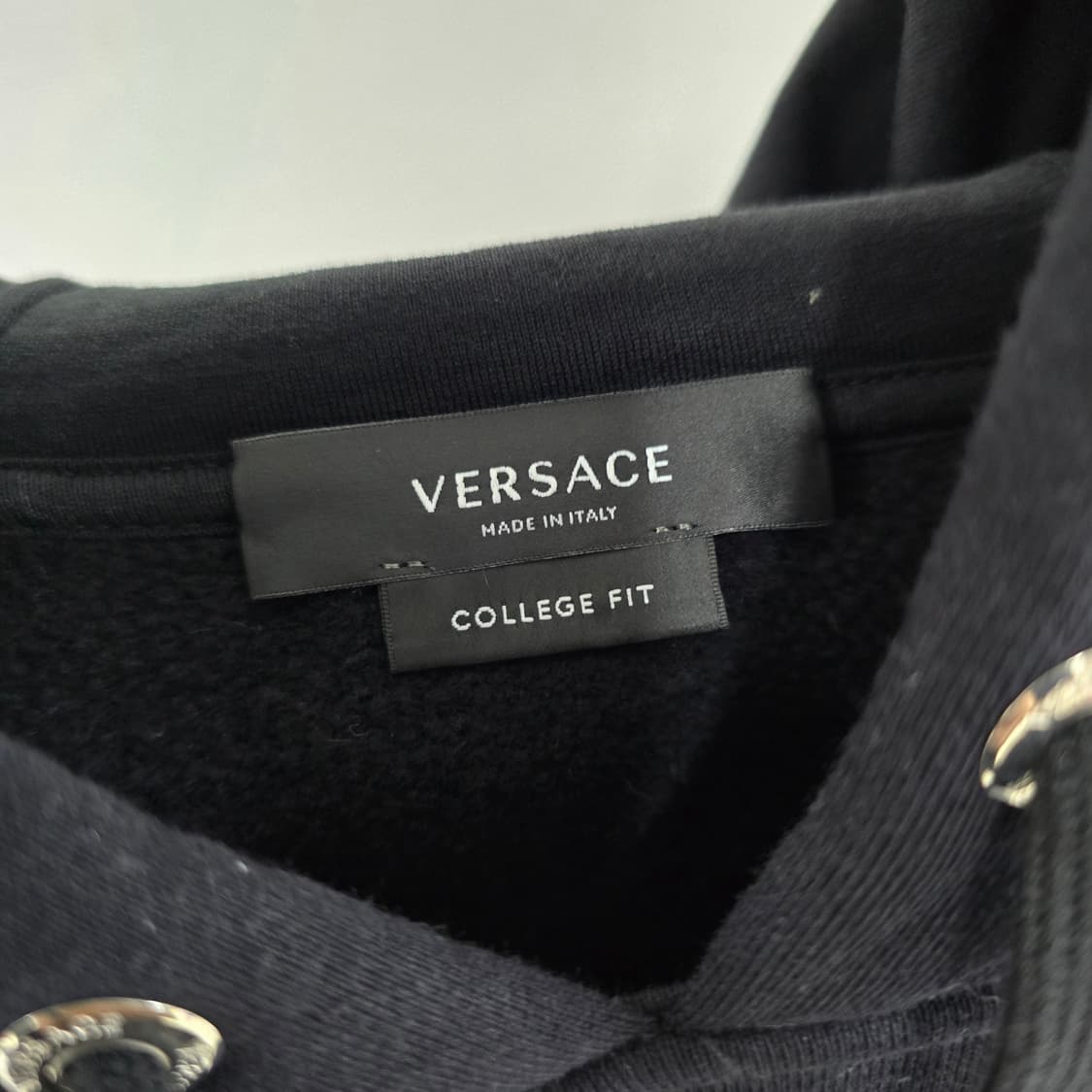 베르사체 메두사 로고 후드티 xxl사이즈 판매 상품이미지3