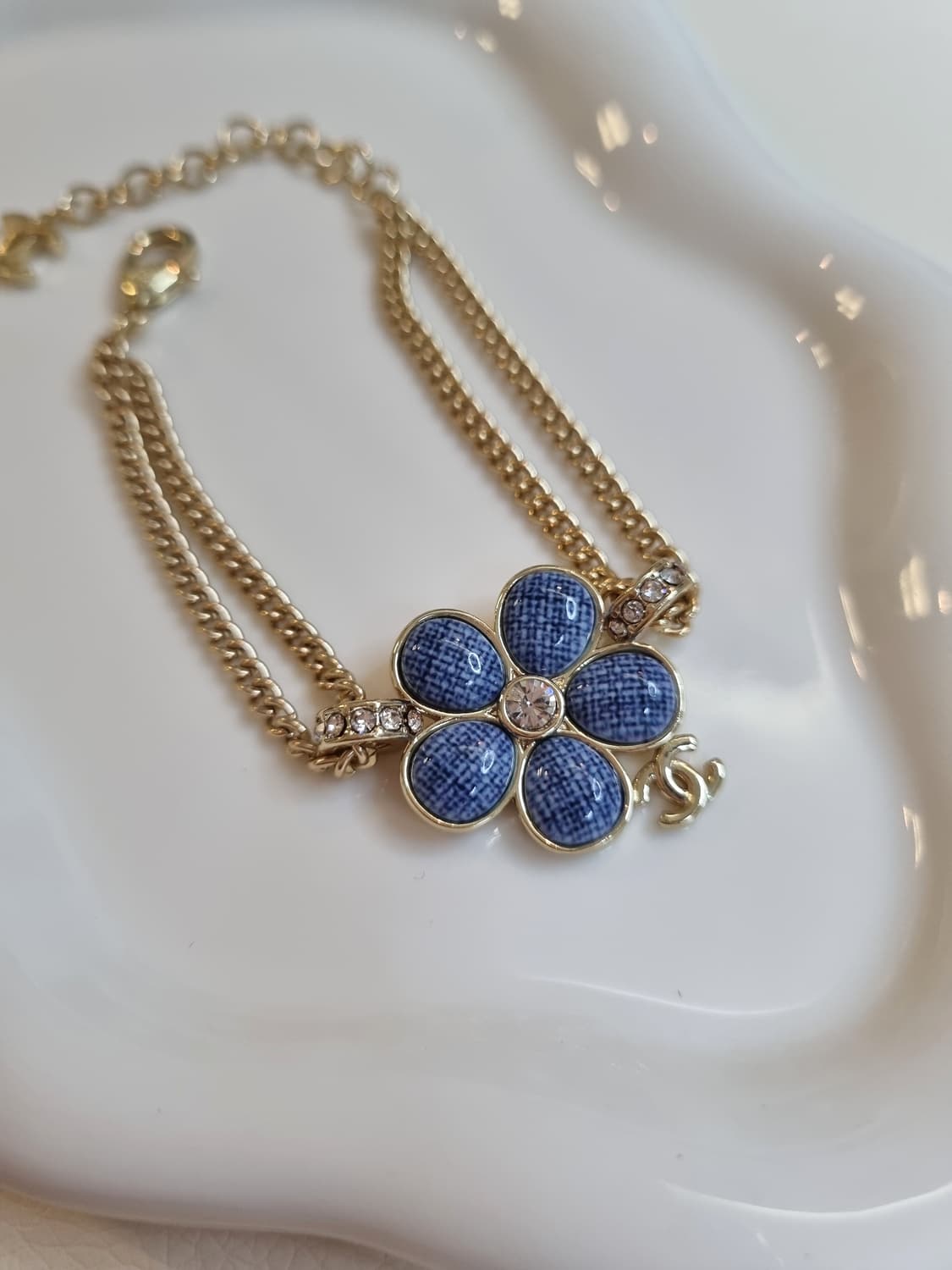 샤넬 데님풍플라워 CC 금장 팔찌 업사이클링 상품이미지2