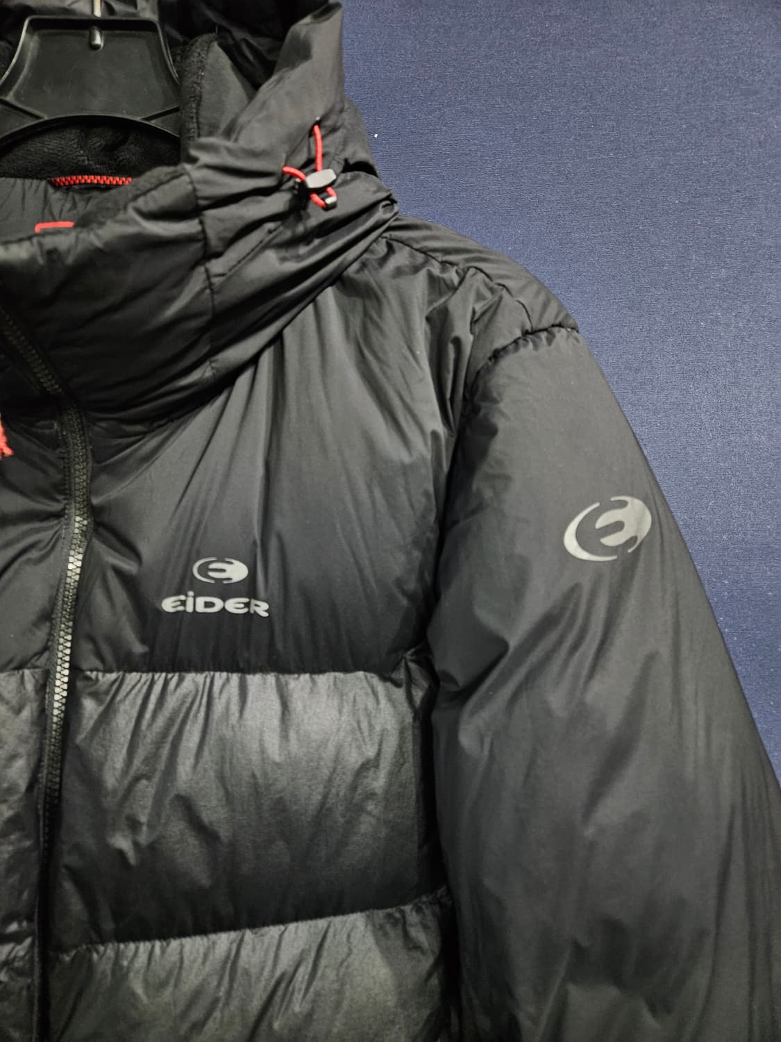 아이더 퍼텍스 블랙컬러 남성 105~110 구스다운 후드패딩  상품이미지4