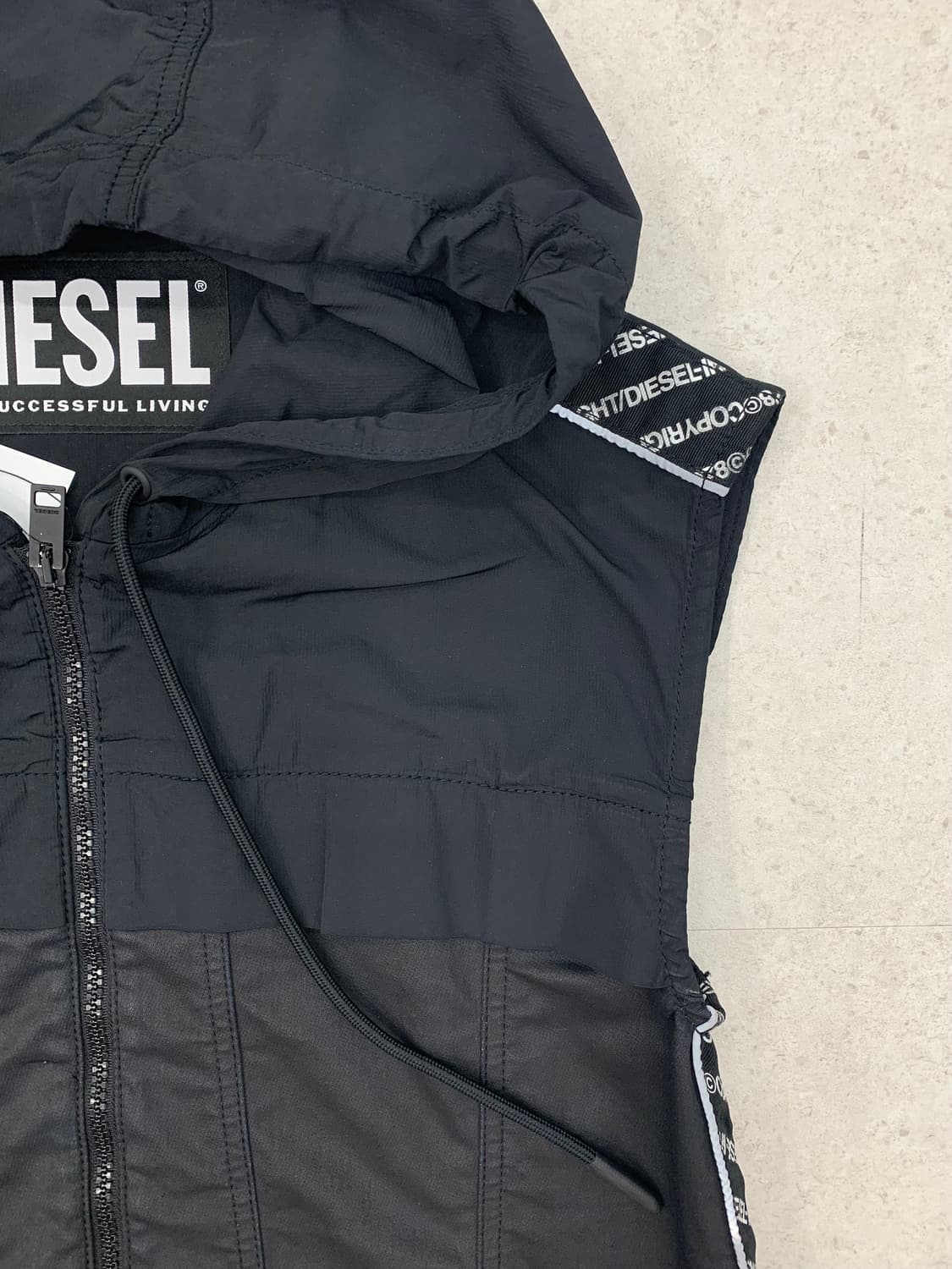 Diesel  디젤 롱 후드 베스트 상품이미지4