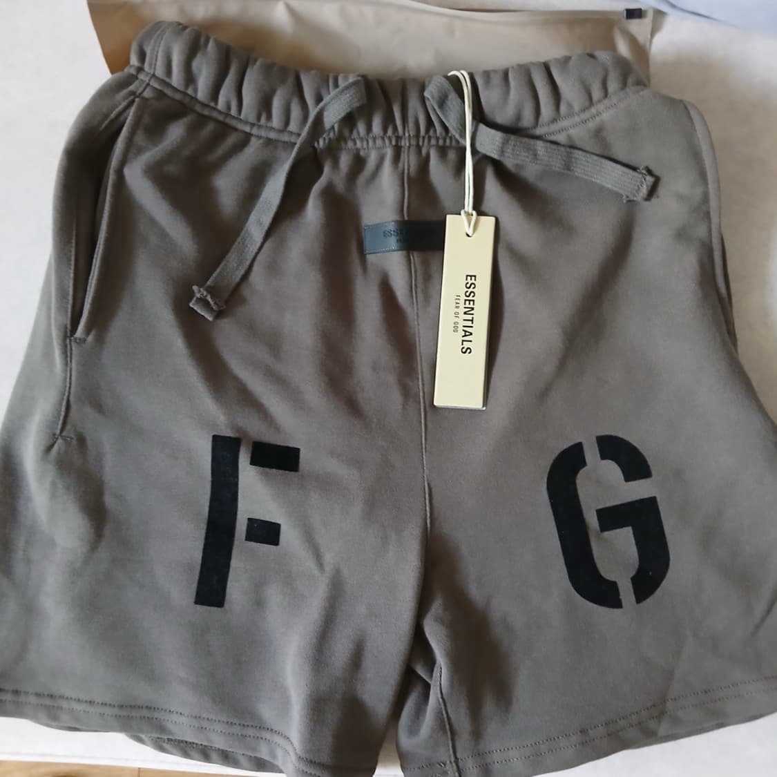 에센셜 피어오브갓 스웻쇼츠 S 상품이미지1