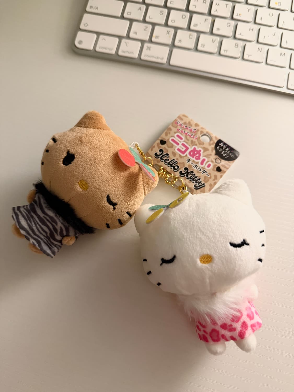 산리오 헬로키티 니코누이 키홀더 키링세트 갸루  상품이미지1