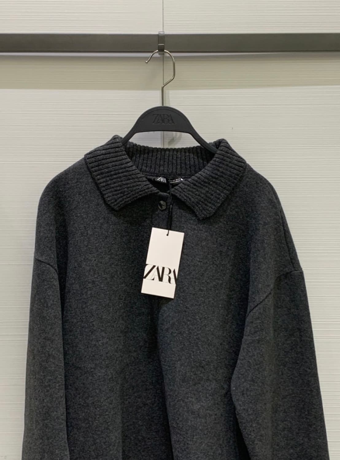 Zara(자라) 소프트 폴로 칼라 스웨터셔츠 상품이미지1