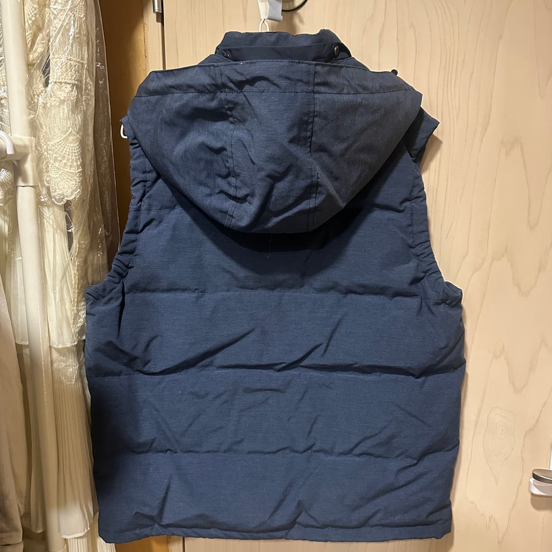 단톤 푸퍼 베스트 사이즈 42 상품이미지3