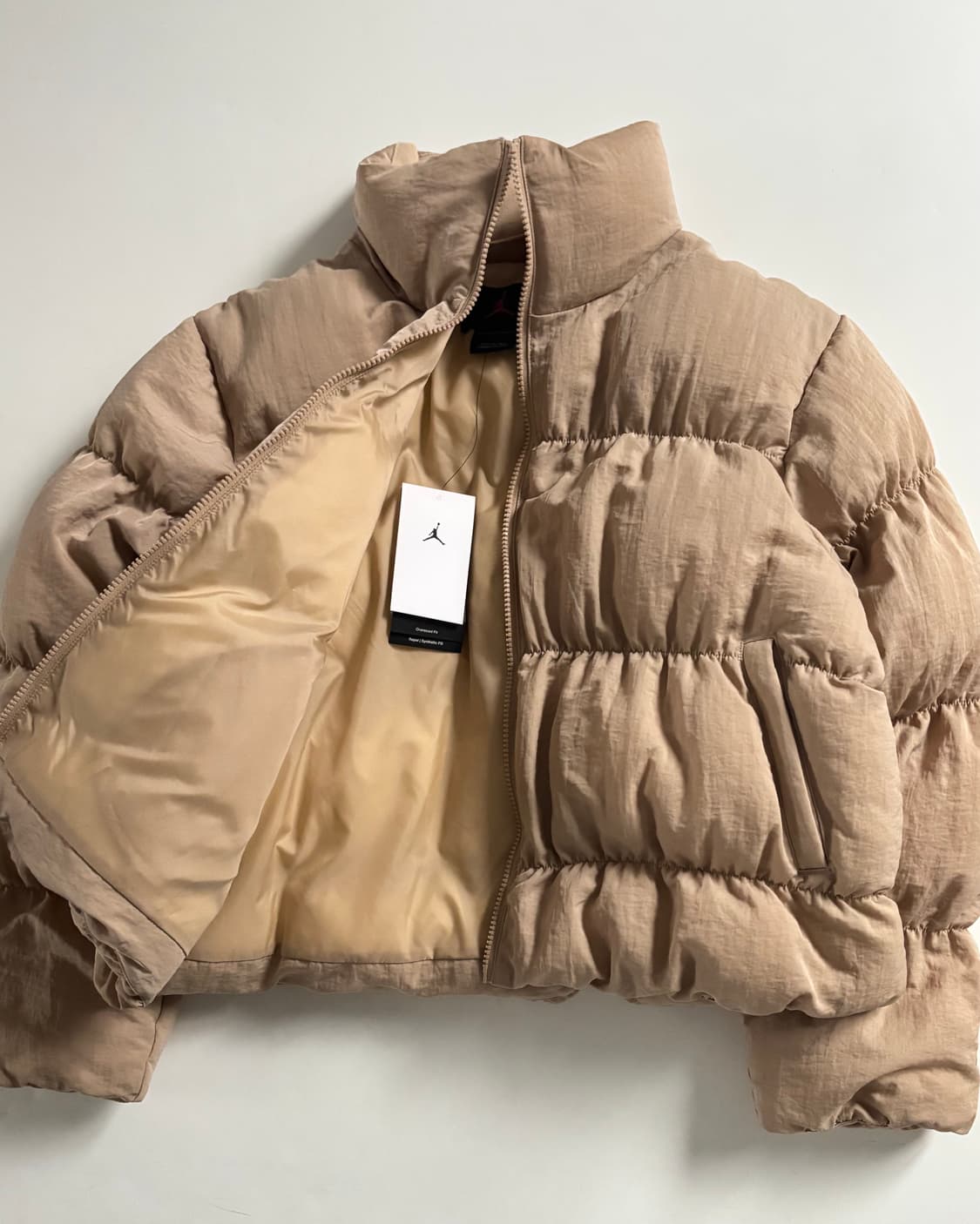 * 택 지참 새상품 * Nike JORDAN 나이키 조던 숏 푸퍼 패딩 상품이미지2